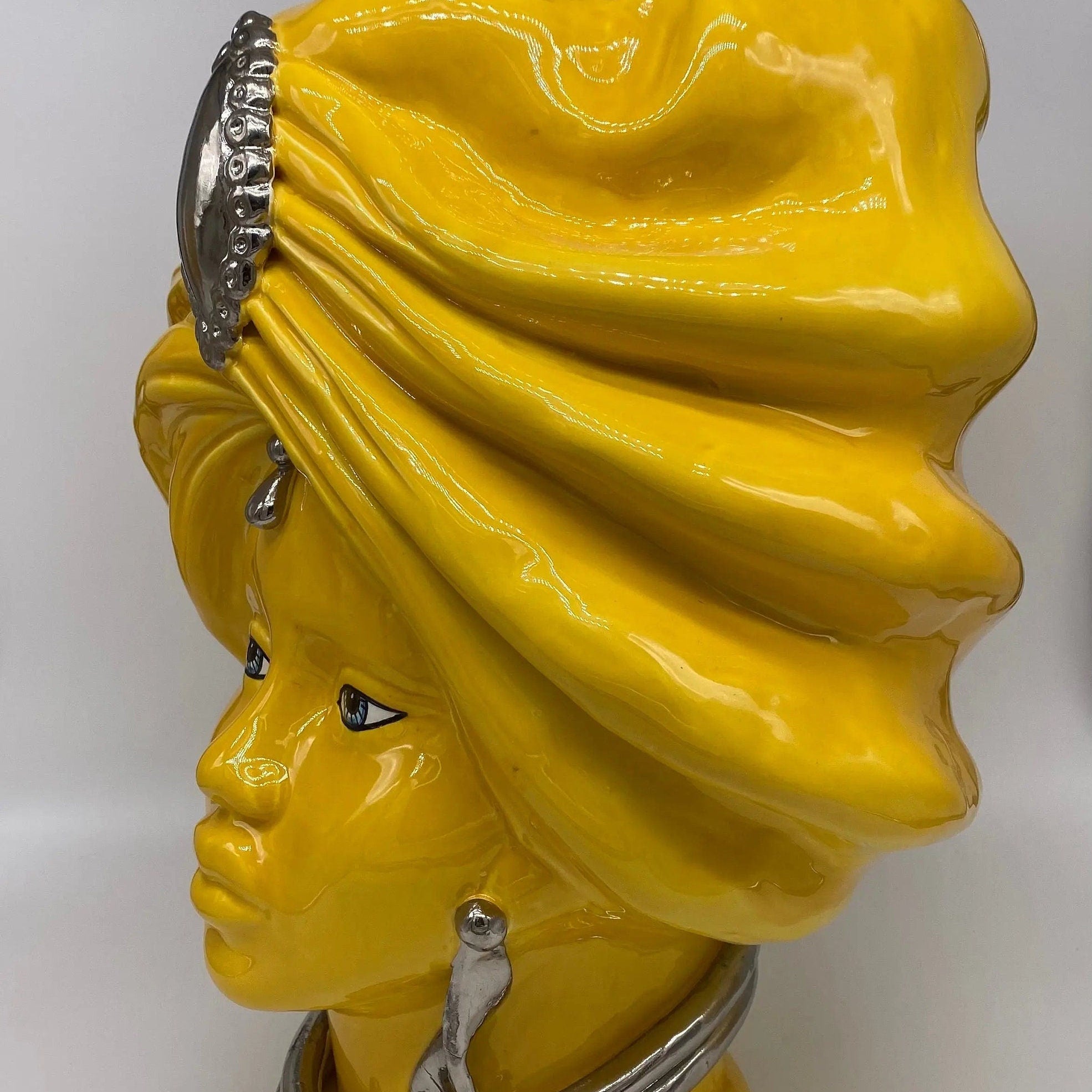 Teste di Moro Atena Ceramica Caltagirone cm H.40 L.28 Artigianale Giallo Platino DD CERAMICHE SICILIANE