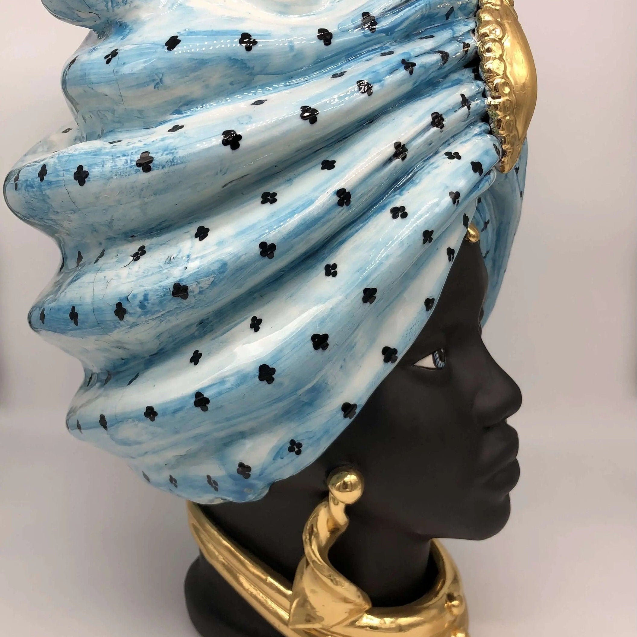 Teste di Moro Atena Ceramica Caltagirone cm H.40 L.28 Artigianale Celeste Pois Nero Oro DD CERAMICHE SICILIANE