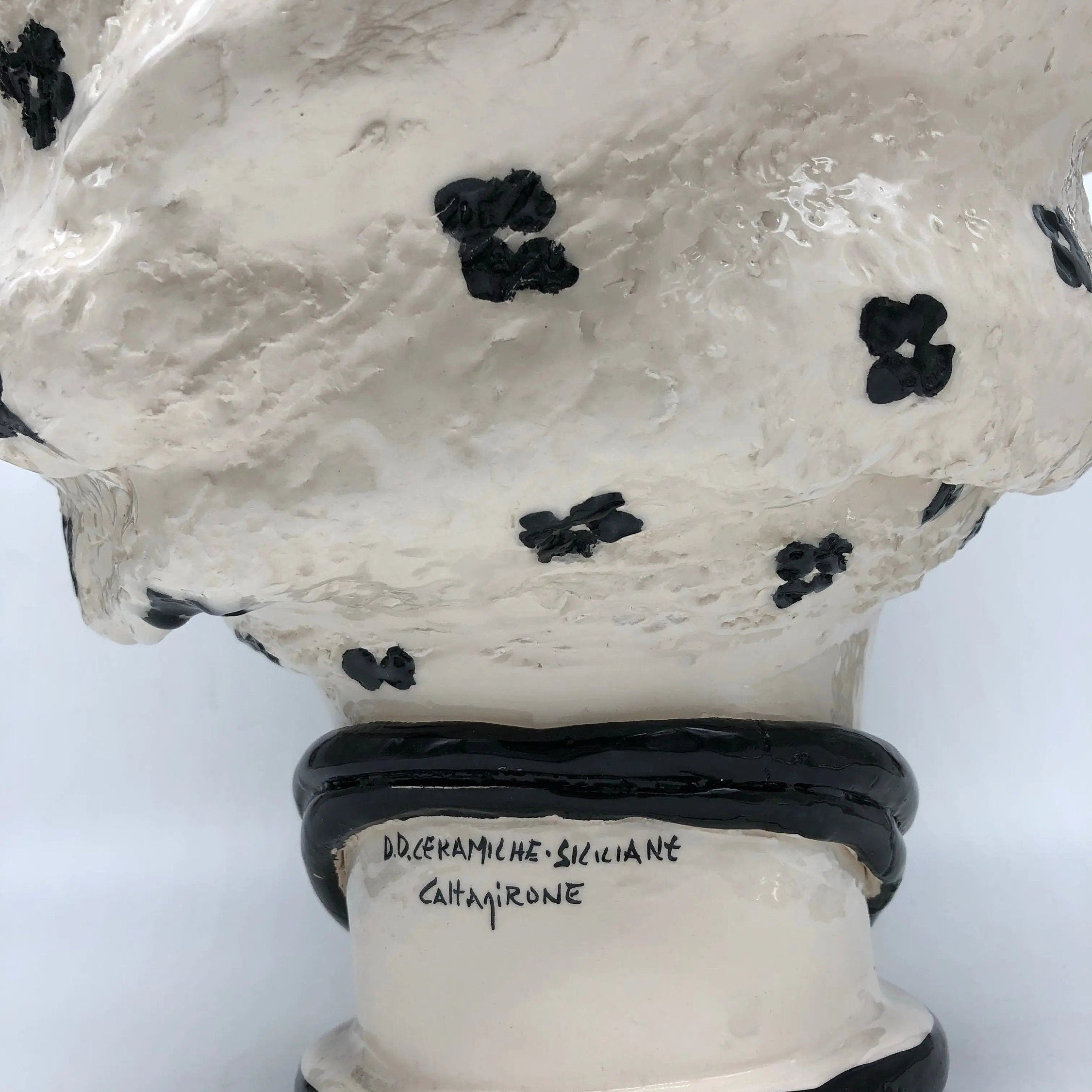 Teste di Moro Atena Ceramica Caltagirone cm H.40 L.28 Artigianale Bianco Pois Nero DD CERAMICHE SICILIANE