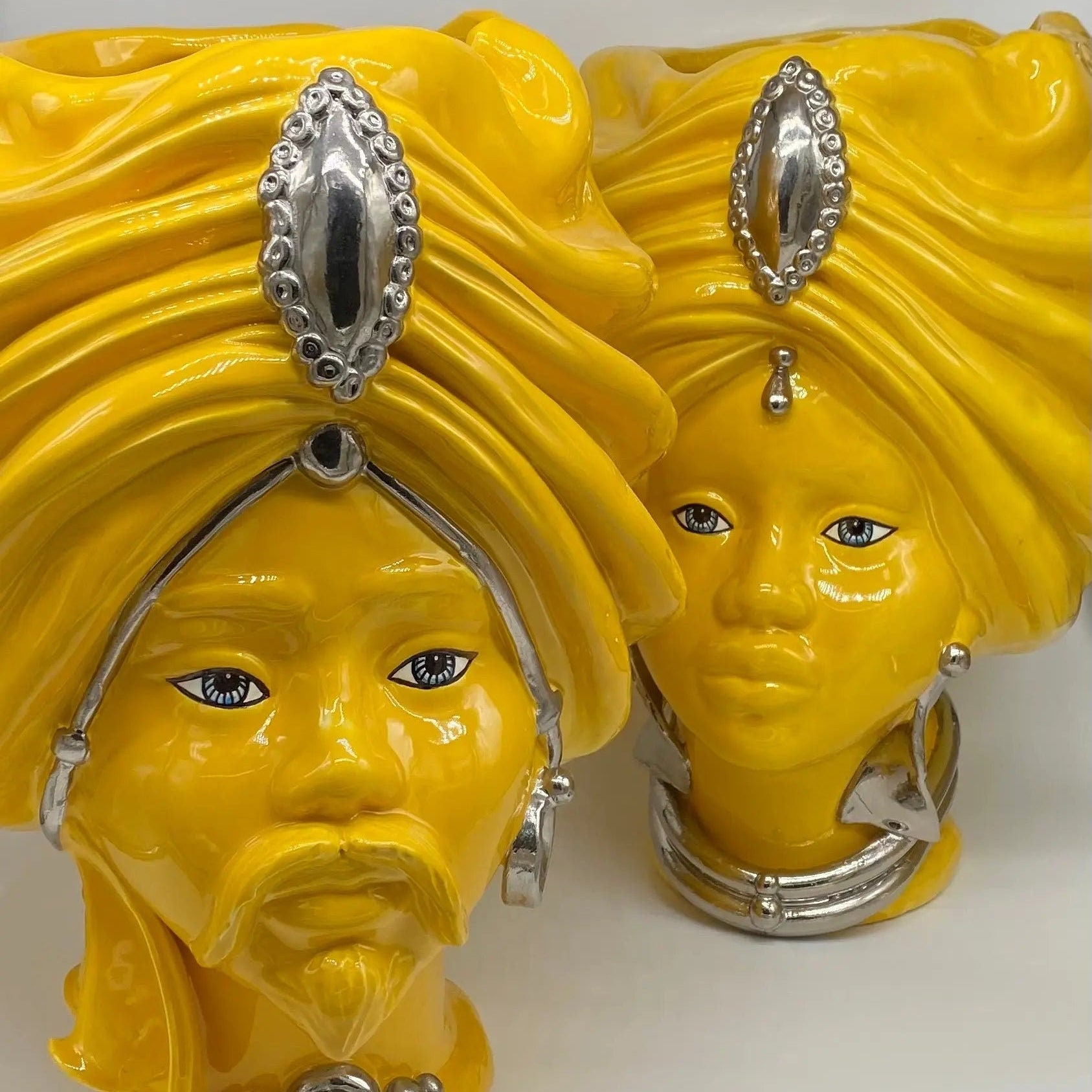 Teste di Moro Atena Ceramica Caltagirone cm H.40 L.28 Artigianale Giallo Platino DD CERAMICHE SICILIANE