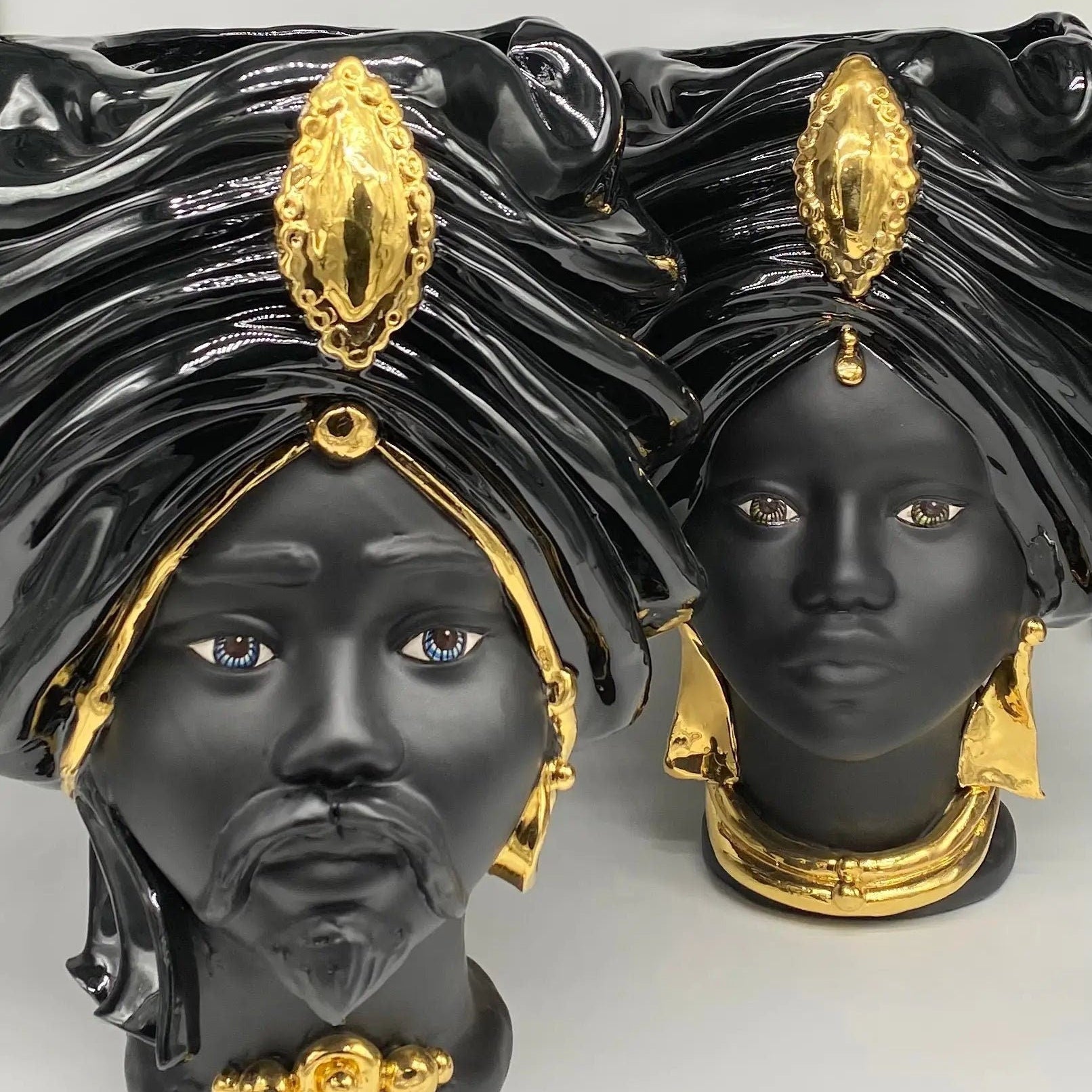 Teste di Moro Atena Ceramica Caltagirone cm H.40 L.28 Artigianale Nero Oro DD CERAMICHE SICILIANE