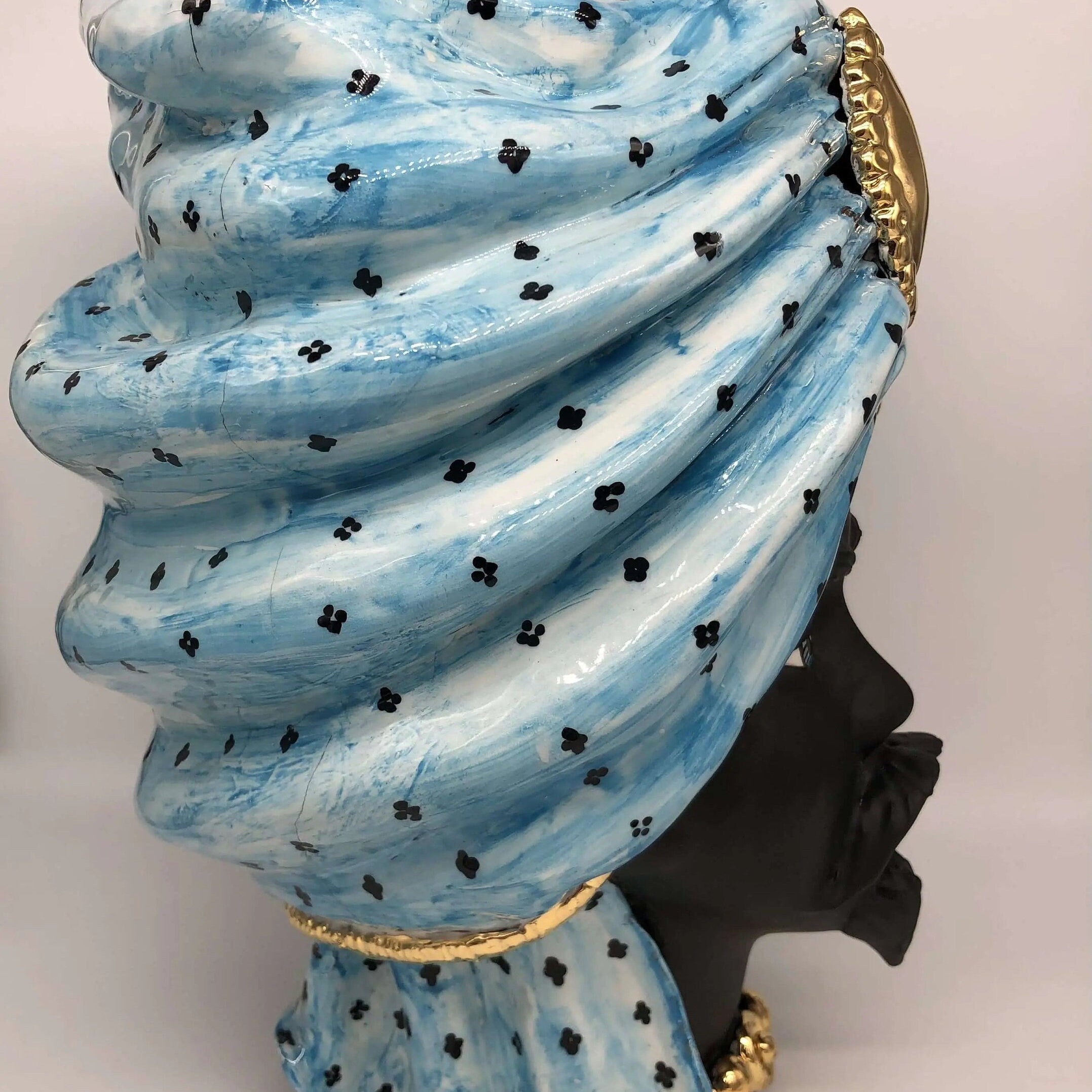 Teste di Moro Atena Ceramica Caltagirone cm H.40 L.28 Artigianale Celeste Pois Nero Oro DD CERAMICHE SICILIANE