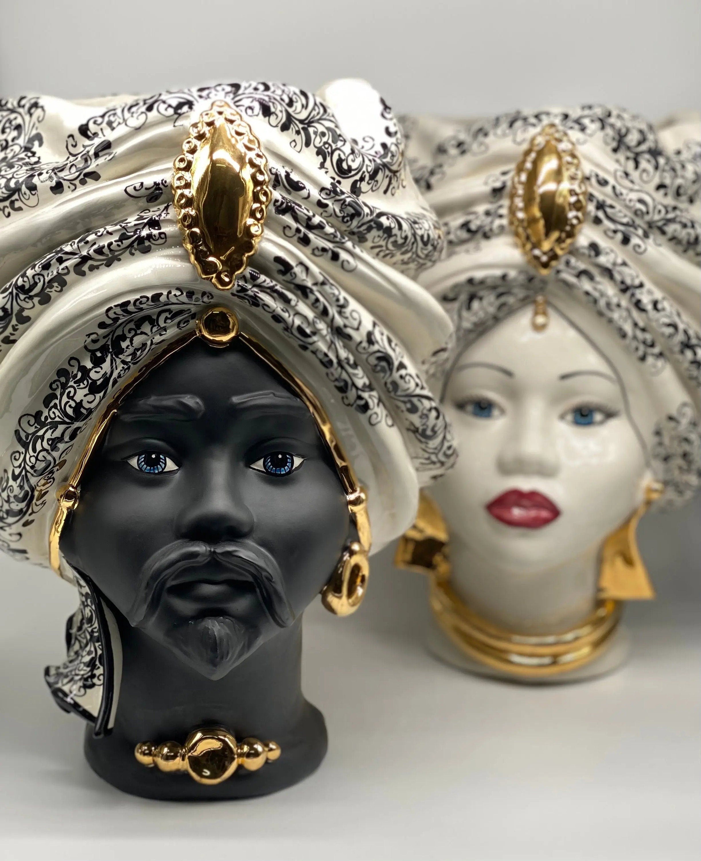 Teste di Moro Atena Ceramica Caltagirone cm H.40 L.28 Artigianale Opaco Bianco Barocco Oro DD CERAMICHE SICILIANE