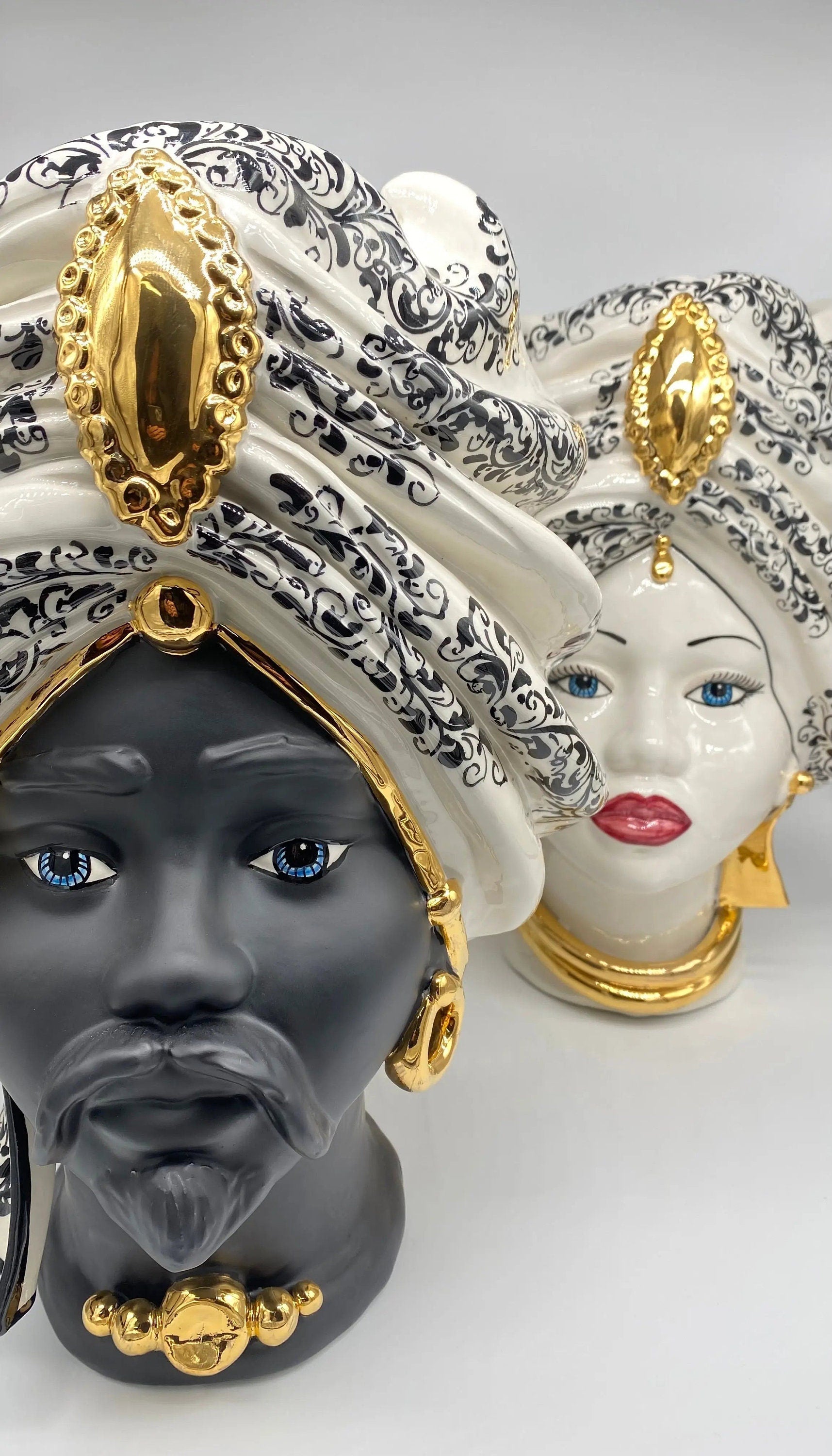 Teste di Moro Atena Ceramica Caltagirone cm H.40 L.28 Artigianale Opaco Bianco Barocco Oro DD CERAMICHE SICILIANE