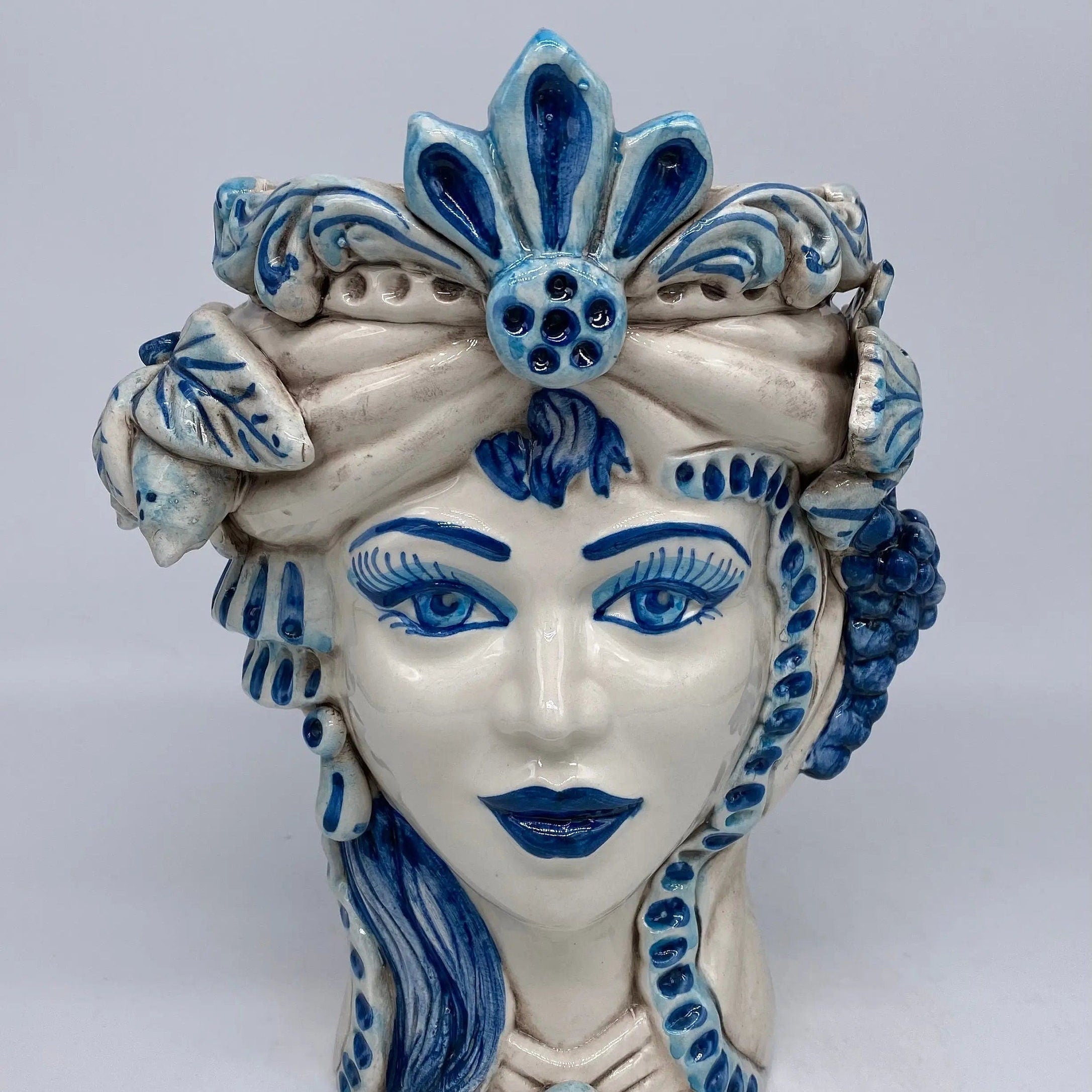 Teste di Moro Classica Ceramica Caltagirone cm H.27 L.20 Artigianale Bianco Blu DD CERAMICHE SICILIANE