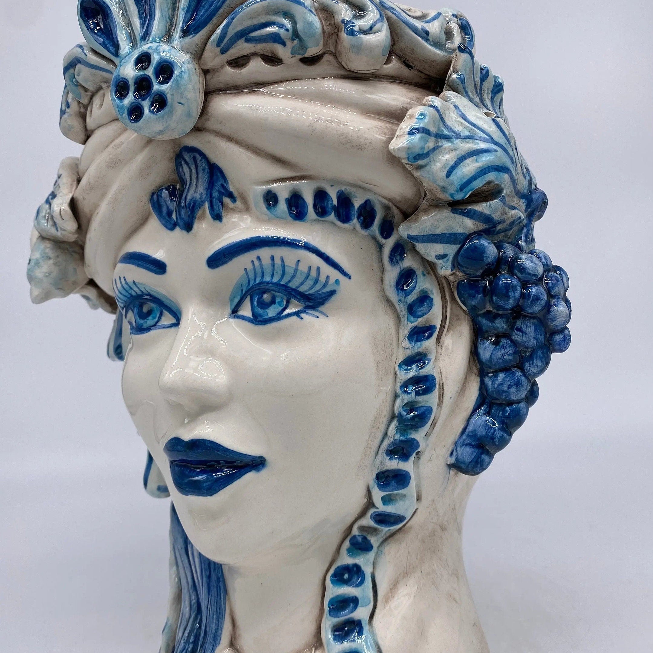 Teste di Moro Classica Ceramica Caltagirone cm H.27 L.20 Artigianale Bianco Blu DD CERAMICHE SICILIANE
