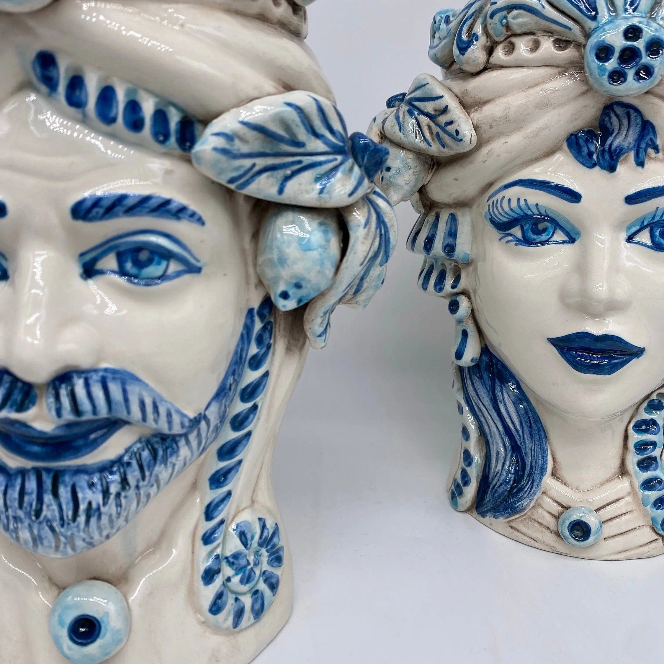 Teste di Moro Classica Ceramica Caltagirone cm H.27 L.20 Artigianale Bianco Blu DD CERAMICHE SICILIANE