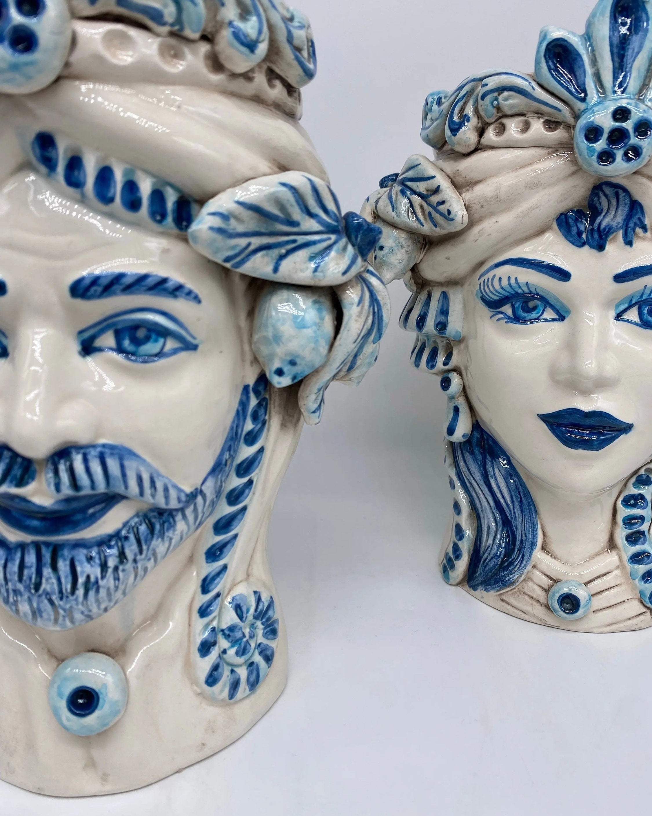Teste di Moro Classica Ceramica Caltagirone cm H.27 L.20 Artigianale Bianco Blu DD CERAMICHE SICILIANE