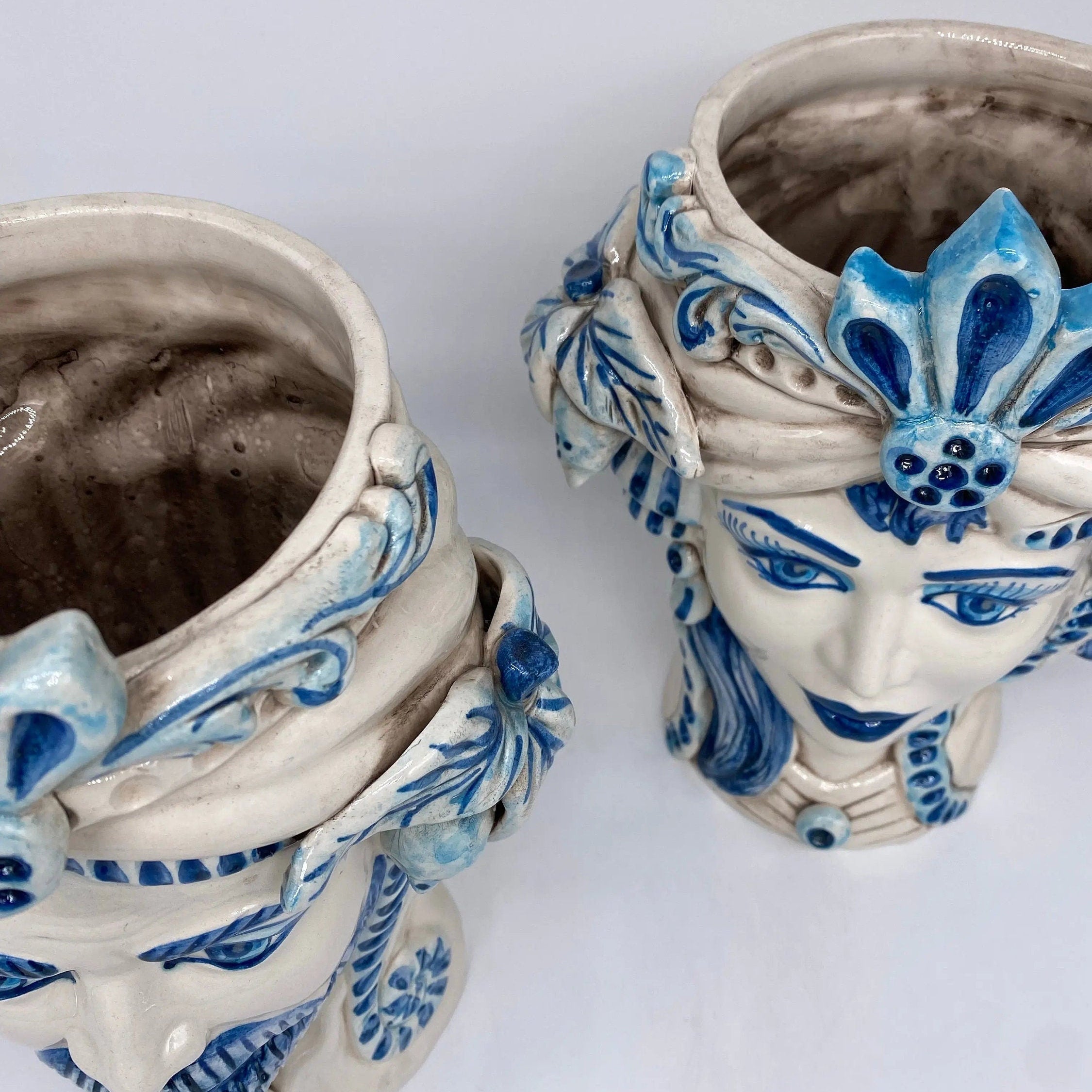 Teste di Moro Classica Ceramica Caltagirone cm H.27 L.20 Artigianale Bianco Blu DD CERAMICHE SICILIANE