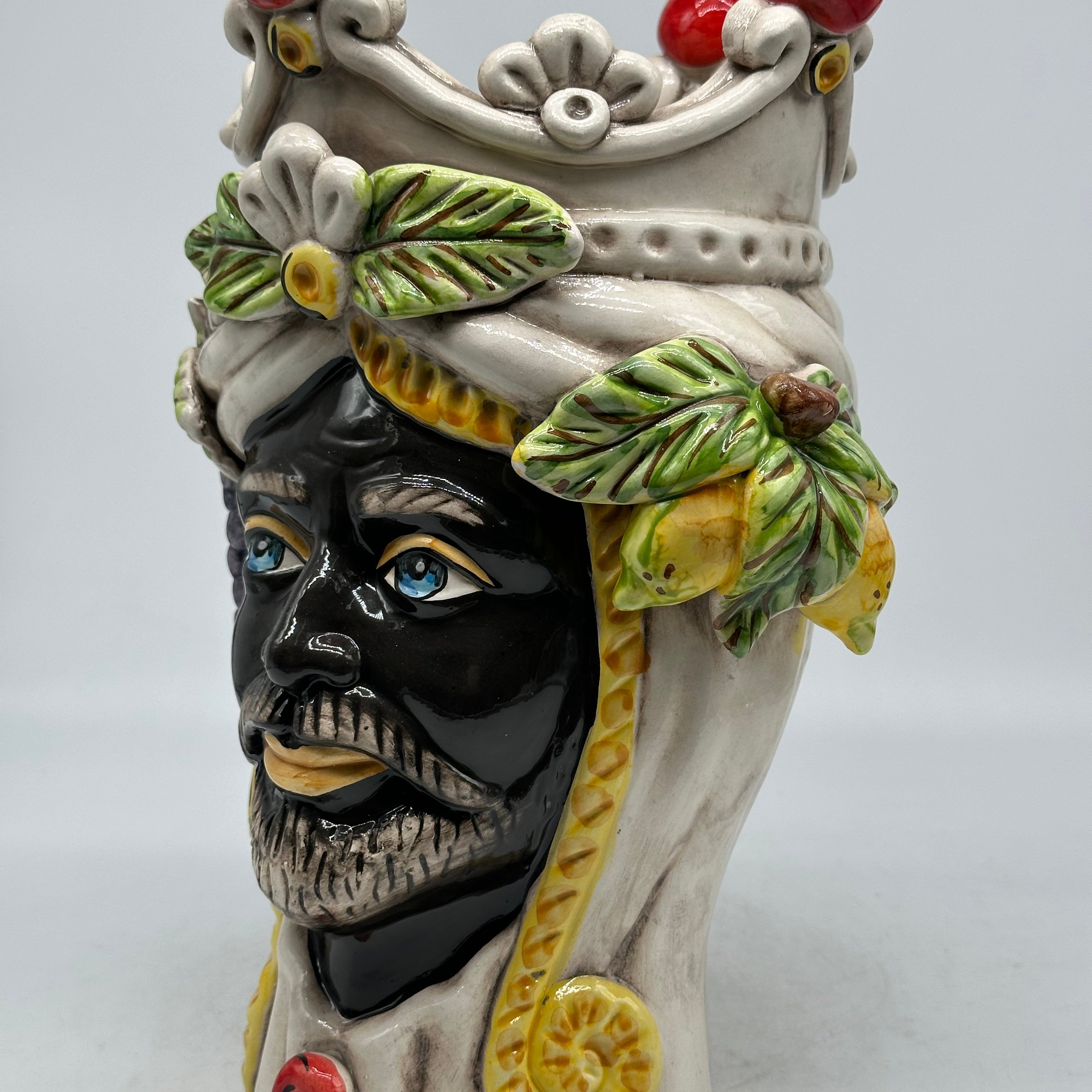 Teste di Moro Classica Corona Sfere Rosso Ceramica Caltagirone cm H.28 L.20 Artigianale - TESTA DI MORO