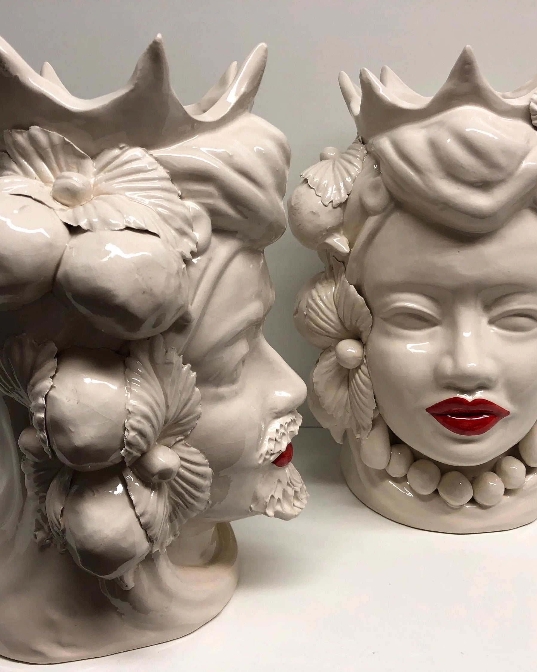 Teste di Moro Corona a Punte Ceramica Caltagirone cm H.28 L.20 Artigianale Bianco Labbra Rosso DD CERAMICHE SICILIANE