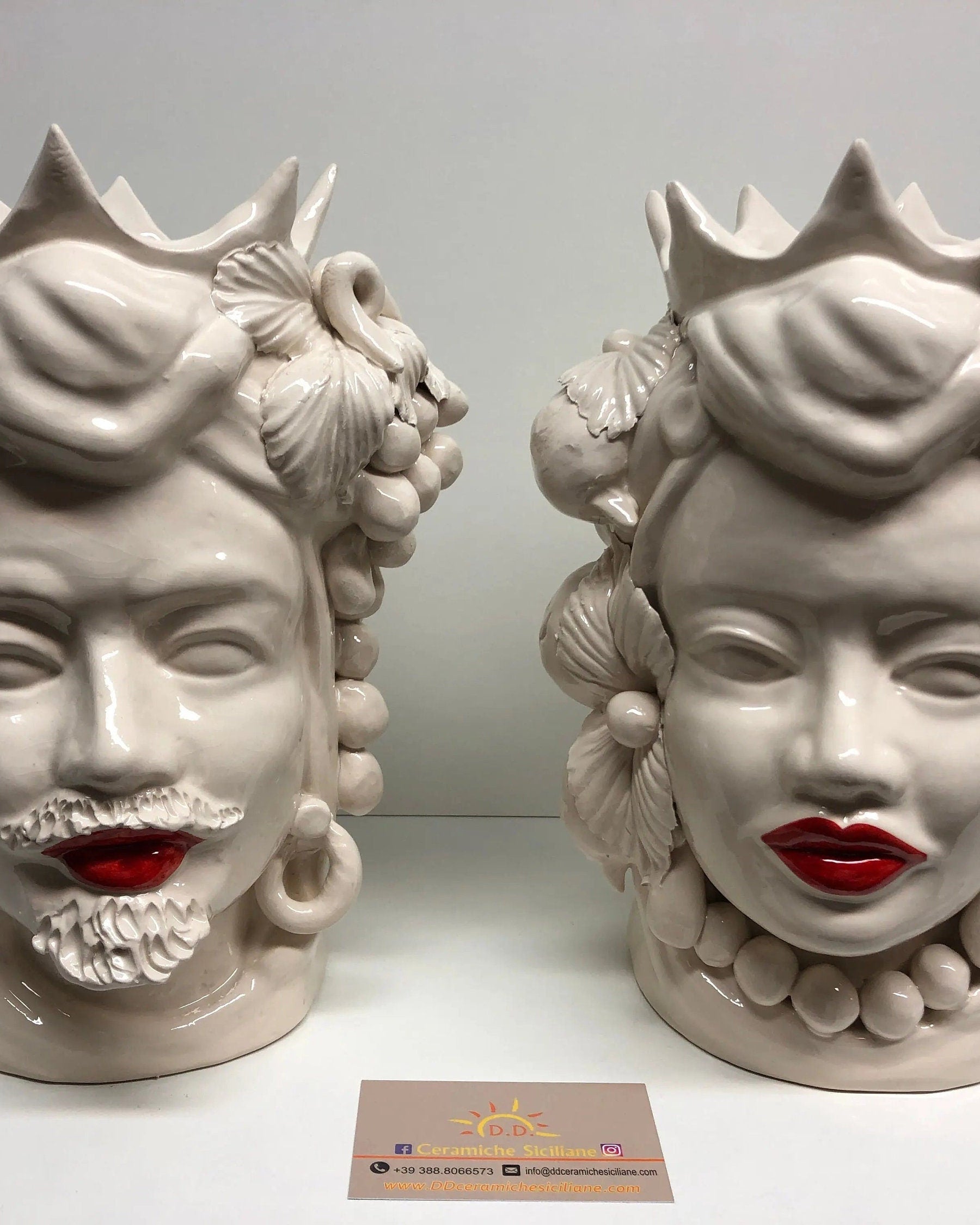 Teste di Moro Corona a Punte Ceramica Caltagirone cm H.28 L.20 Artigianale Bianco Labbra Rosso DD CERAMICHE SICILIANE