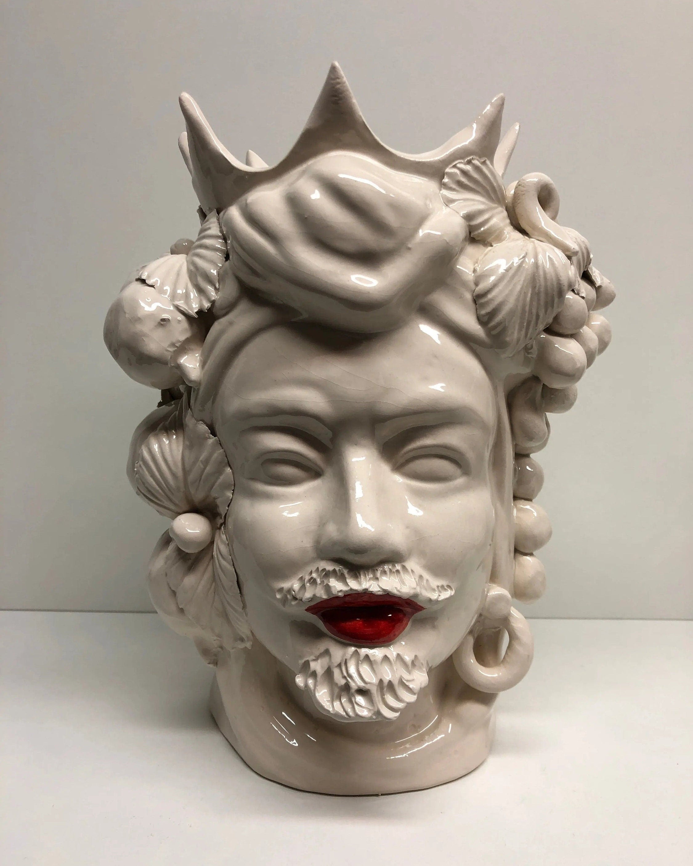 Teste di Moro Corona a Punte Ceramica Caltagirone cm H.28 L.20 Artigianale Bianco Labbra Rosso DD CERAMICHE SICILIANE