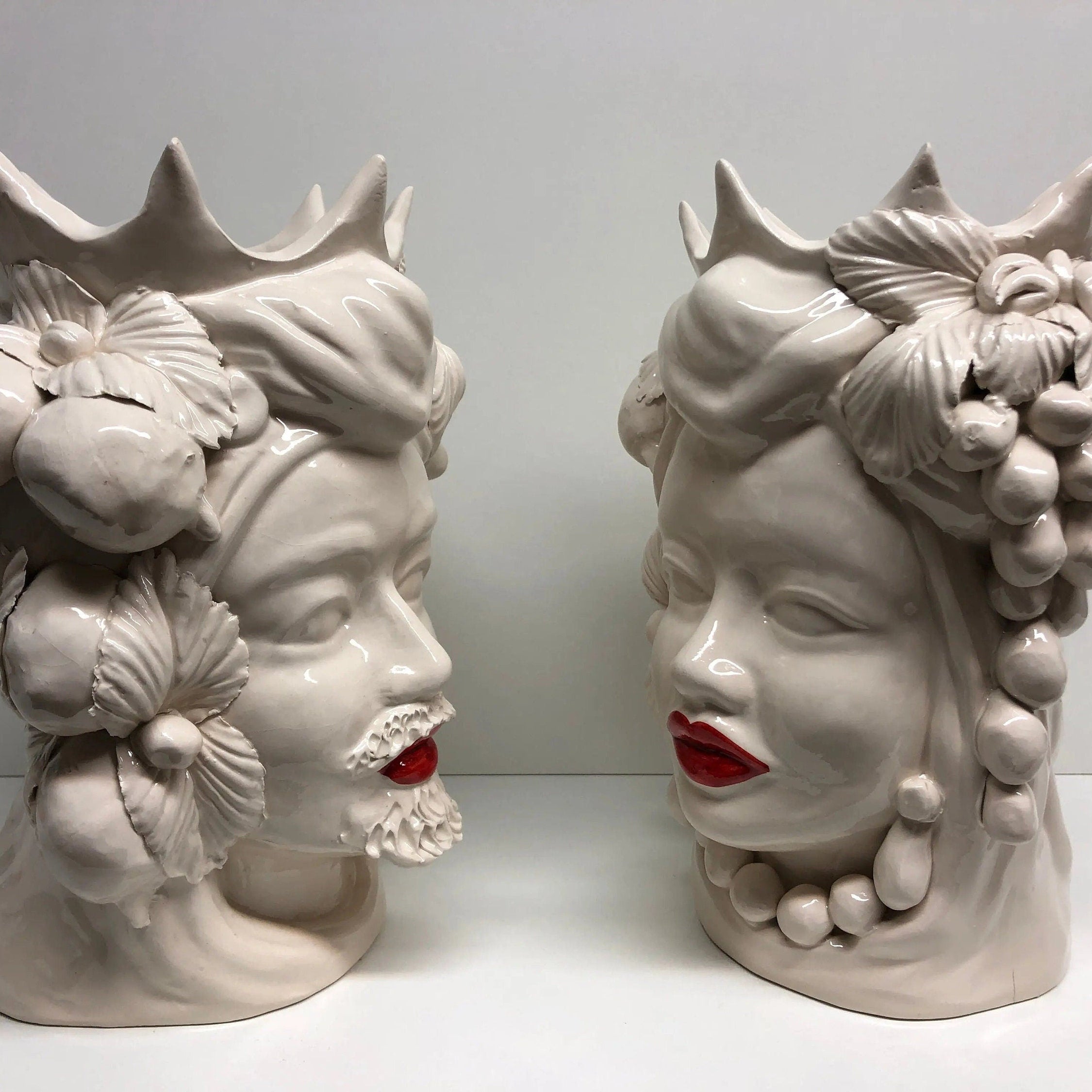Teste di Moro Corona a Punte Ceramica Caltagirone cm H.28 L.20 Artigianale Bianco Labbra Rosso DD CERAMICHE SICILIANE