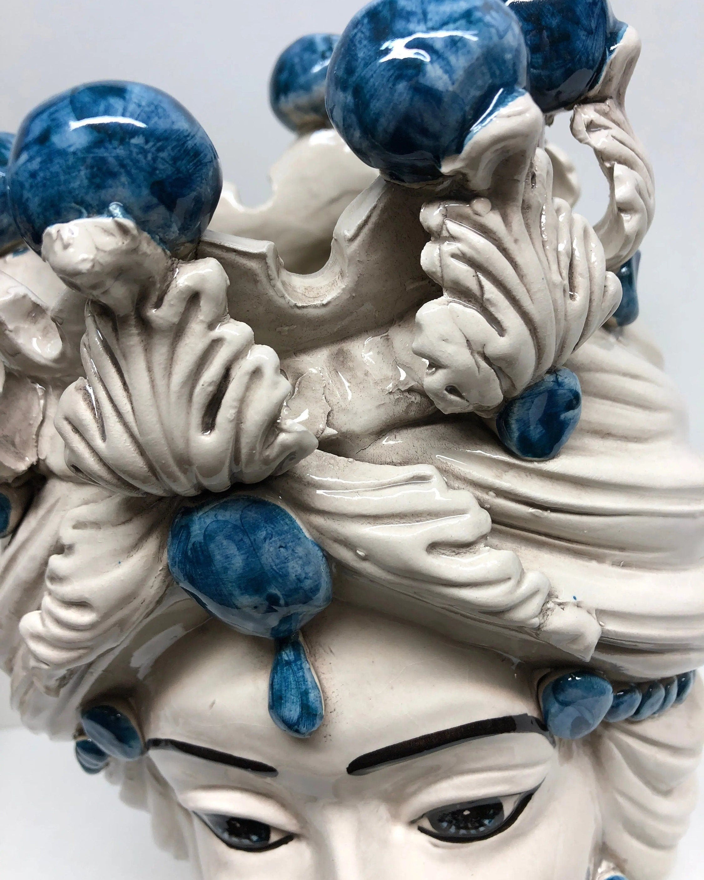 Teste di Moro Corona Ceramica Caltagirone cm H.30 L.20 Artigianale Sfere Blu DD CERAMICHE SICILIANE