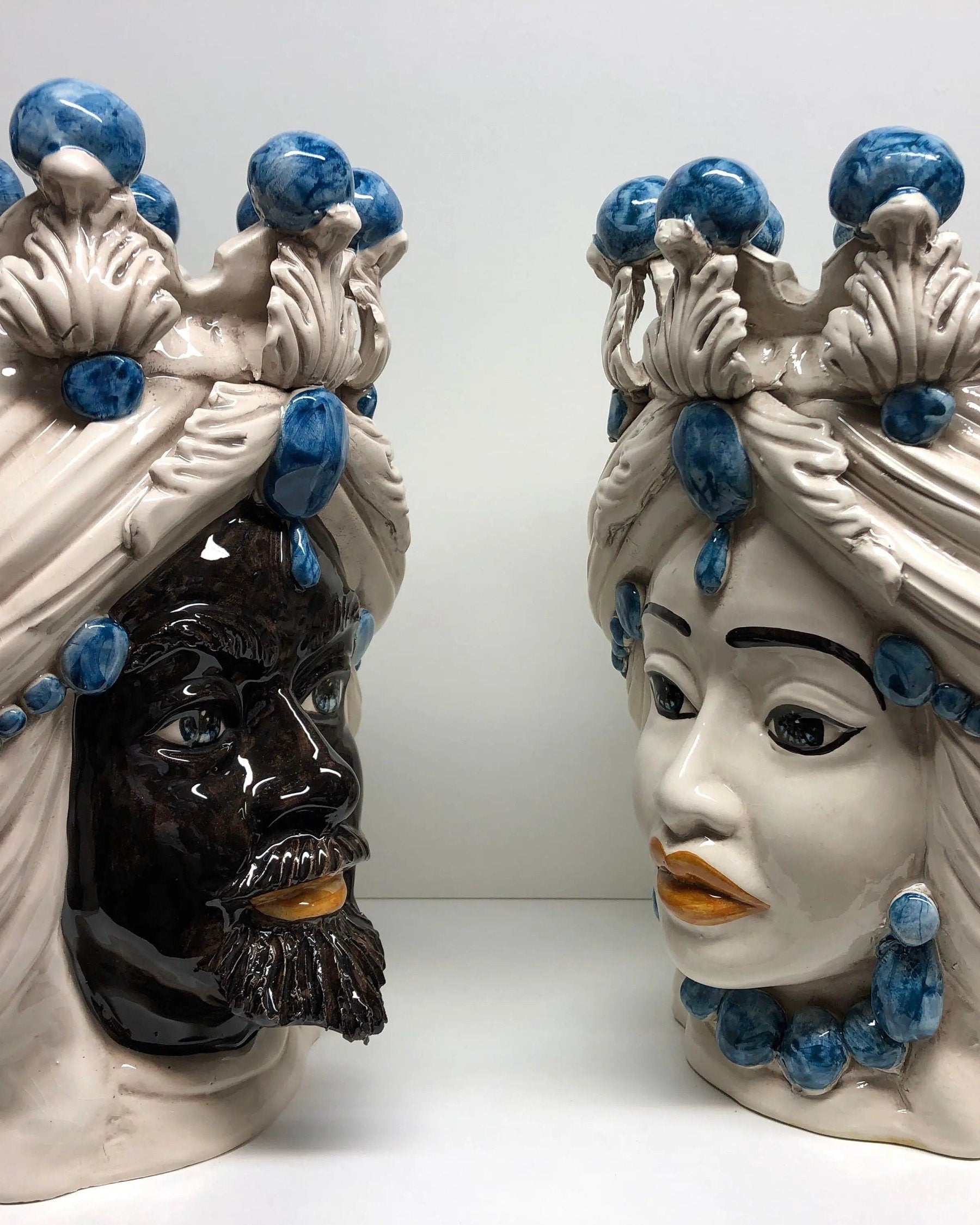 Teste di Moro Corona Ceramica Caltagirone cm H.30 L.20 Artigianale Sfere Blu DD CERAMICHE SICILIANE