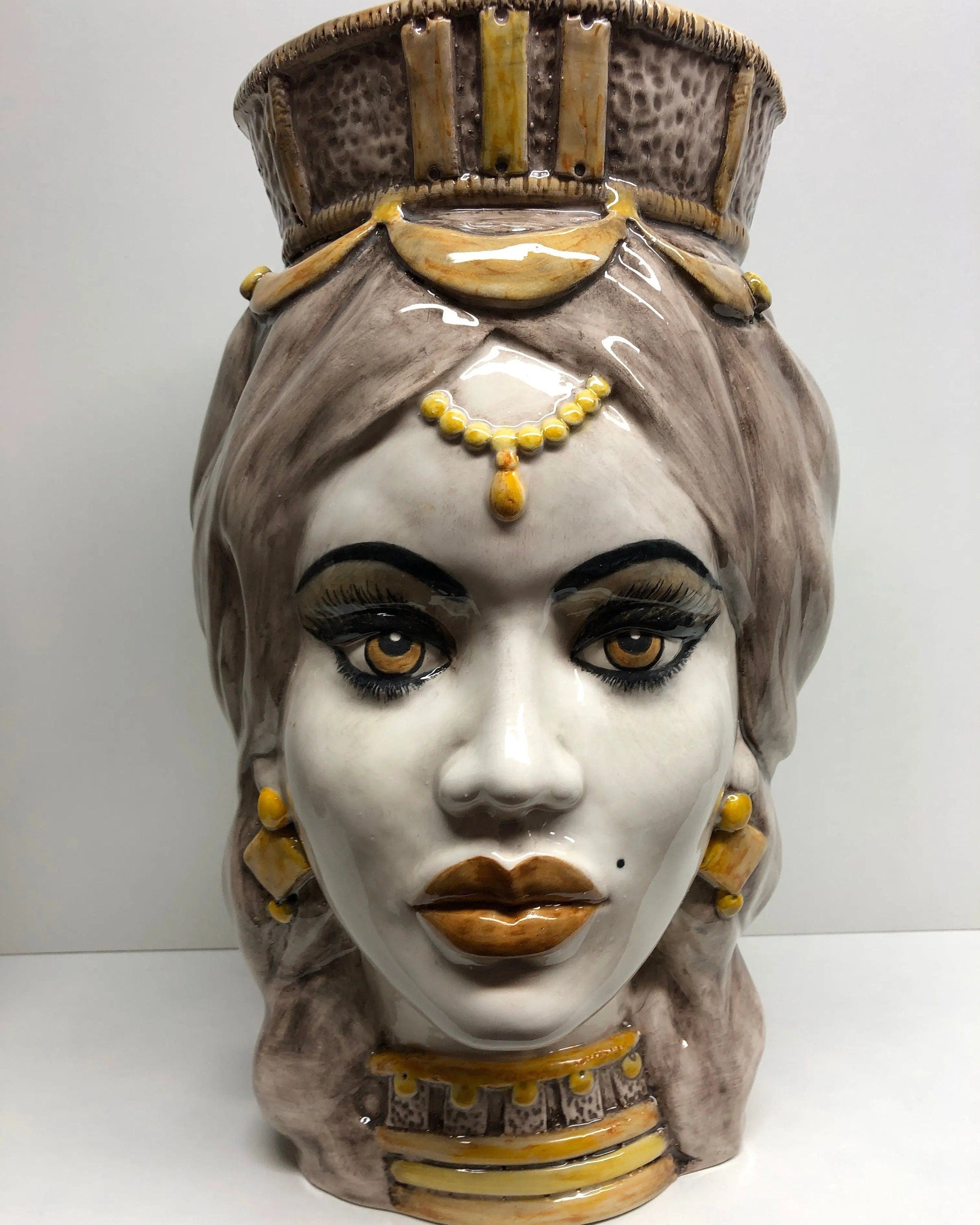 Teste di Moro Corona Retta Ceramica Caltagirone cm H.38 L.24 Artigianale dettagli Giallo DD CERAMICHE SICILIANE