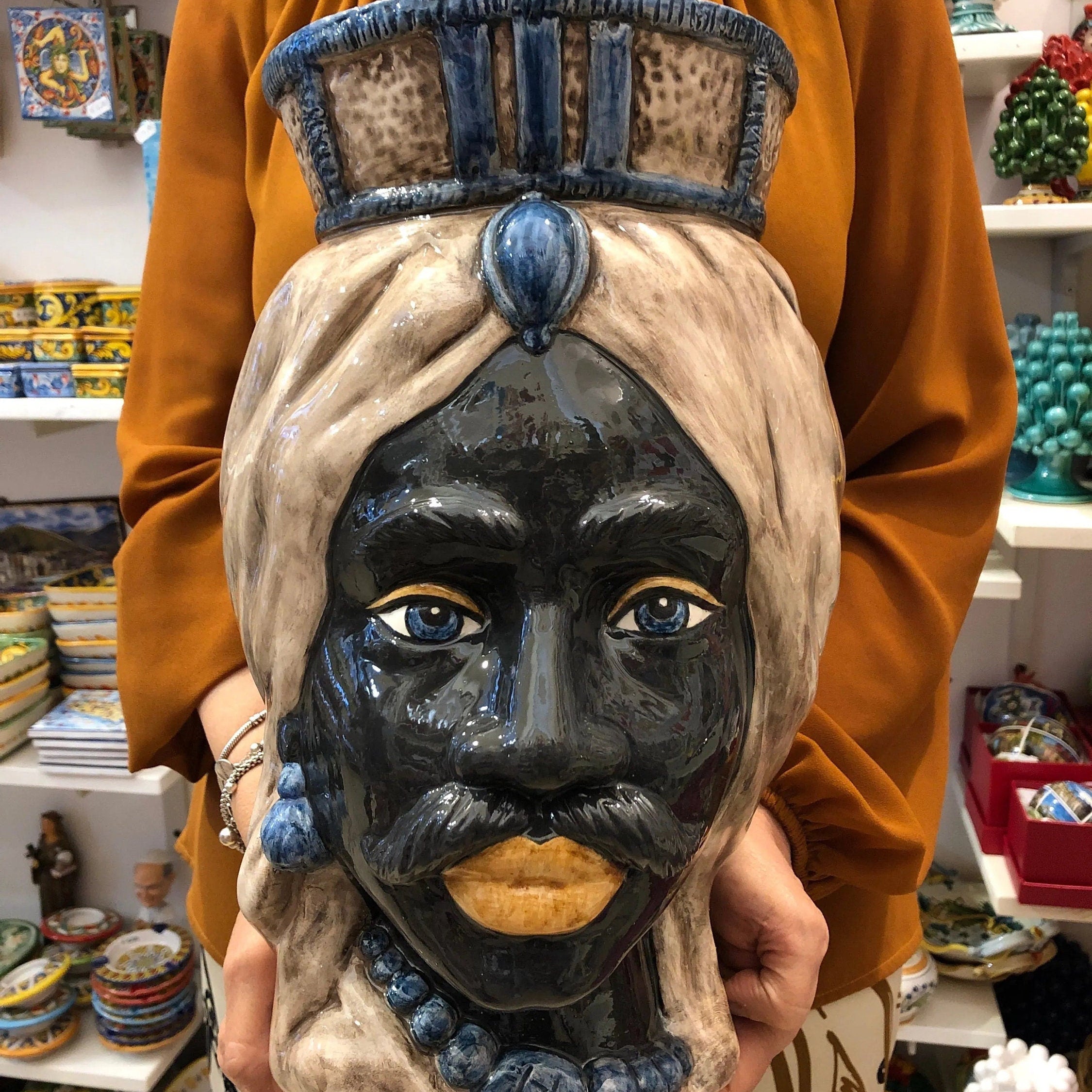 Teste di Moro Corona Retta Ceramica Caltagirone cm H.38 L.24 Artigianale dettagli Blu Antico DD CERAMICHE SICILIANE