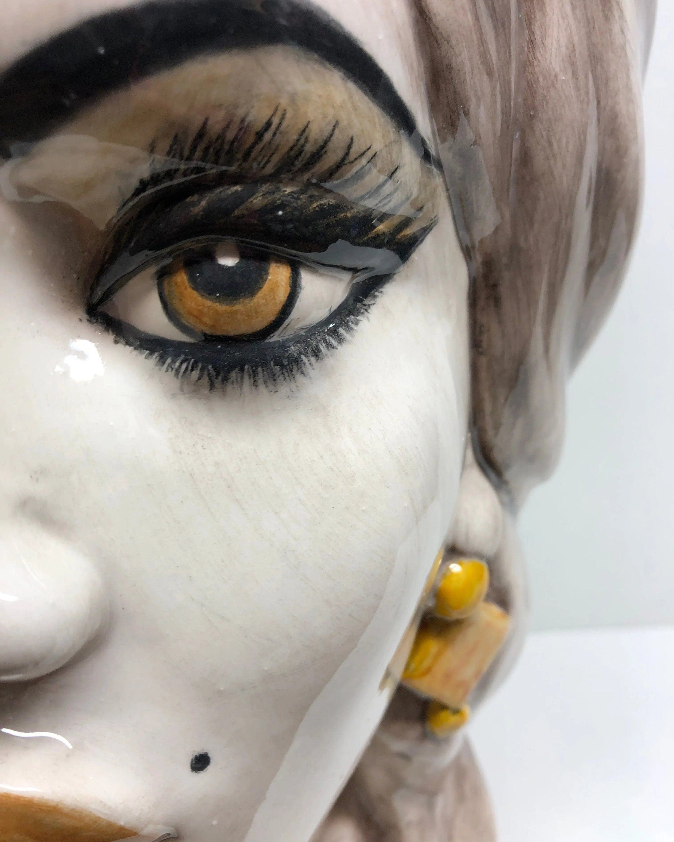 Teste di Moro Corona Retta Ceramica Caltagirone cm H.38 L.24 Artigianale dettagli Giallo DD CERAMICHE SICILIANE