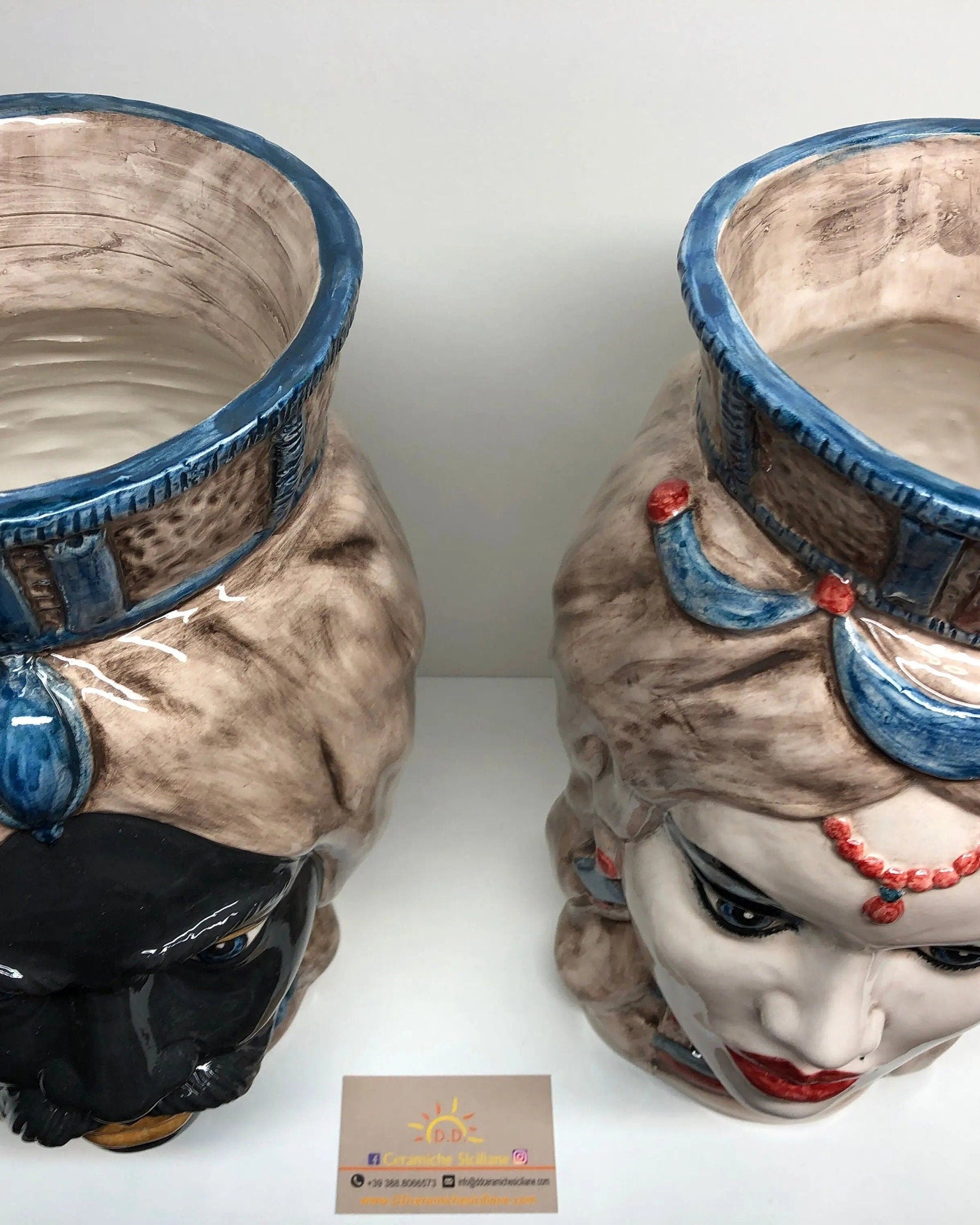 Teste di Moro Corona Retta Ceramica Caltagirone cm H.38 L.24 Artigianale dettagli Blu Antico DD CERAMICHE SICILIANE