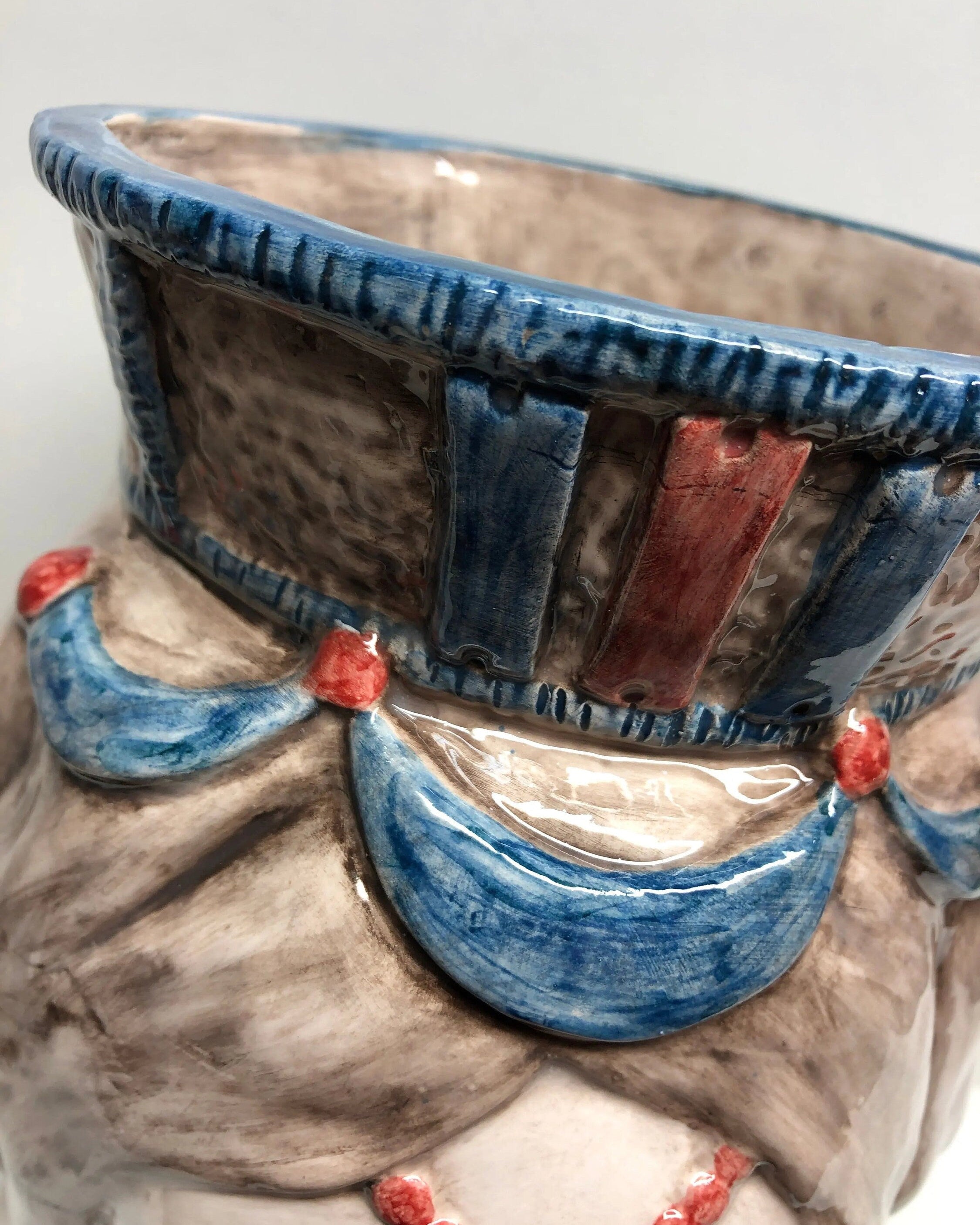 Teste di Moro Corona Retta Ceramica Caltagirone cm H.38 L.24 Artigianale dettagli Blu Antico DD CERAMICHE SICILIANE