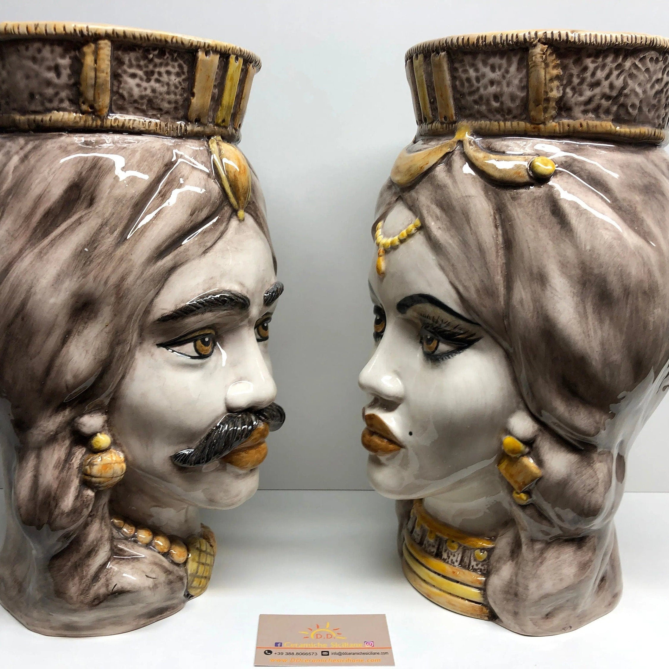 Teste di Moro Corona Retta Ceramica Caltagirone cm H.38 L.24 Artigianale dettagli Giallo DD CERAMICHE SICILIANE