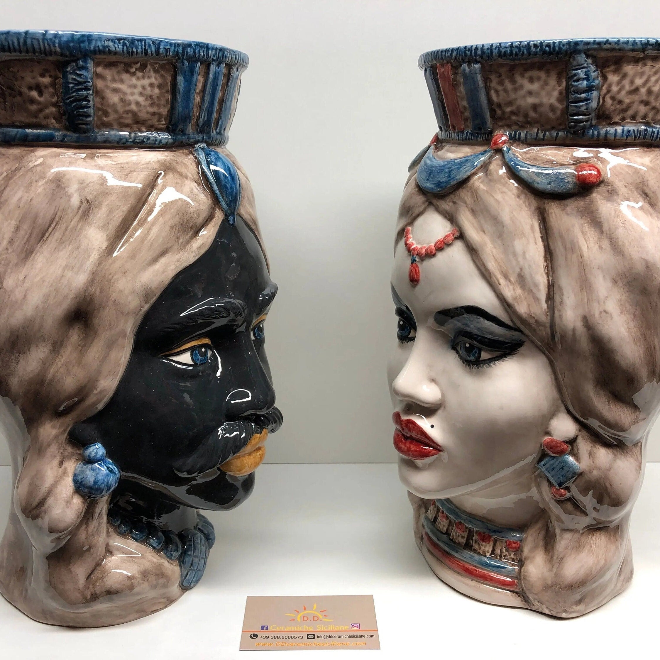 Teste di Moro Corona Retta Ceramica Caltagirone cm H.38 L.24 Artigianale dettagli Blu Antico DD CERAMICHE SICILIANE