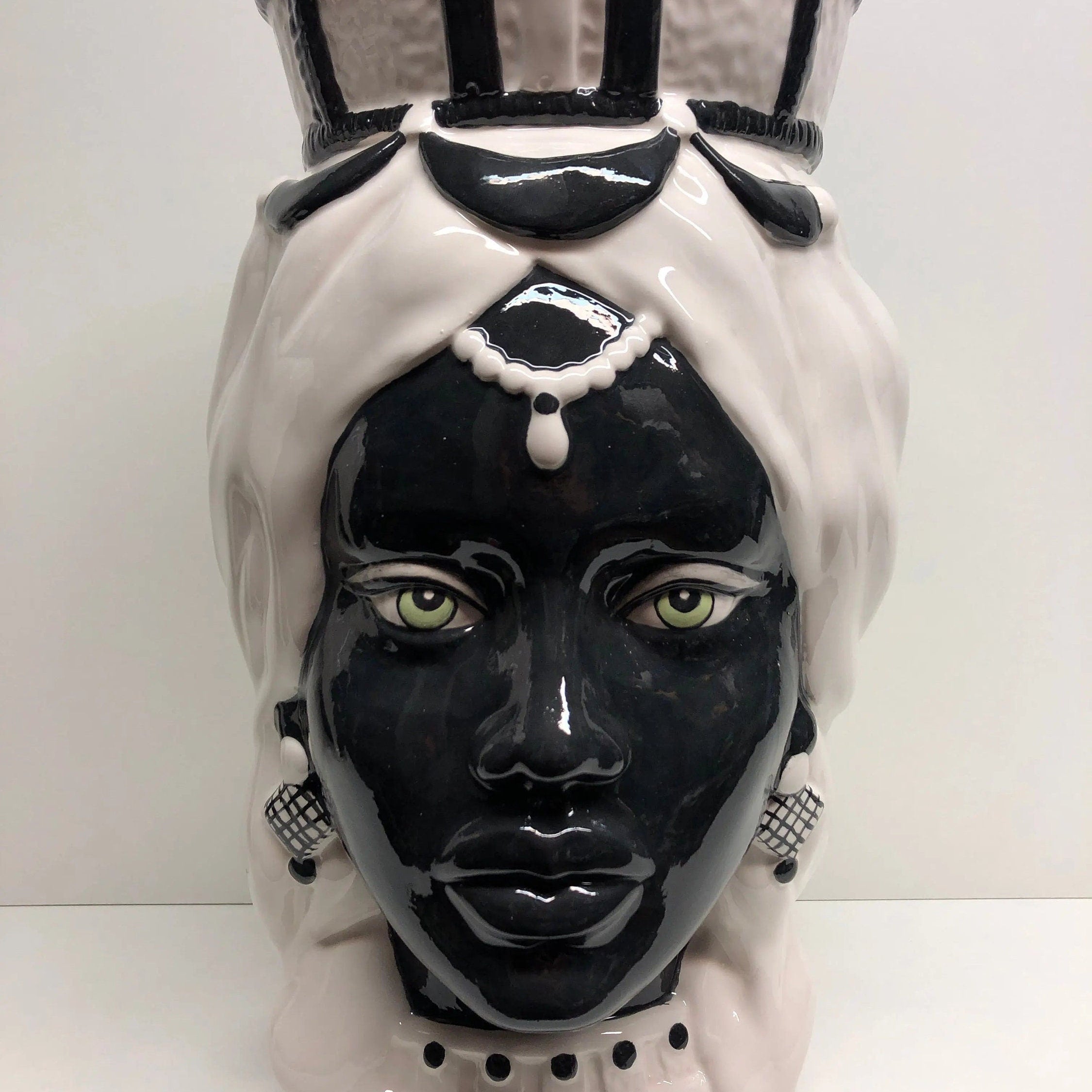 Teste di Moro Corona Retta Ceramica Caltagirone cm H.38 L.24 Artigianale Bianco Nero DD CERAMICHE SICILIANE