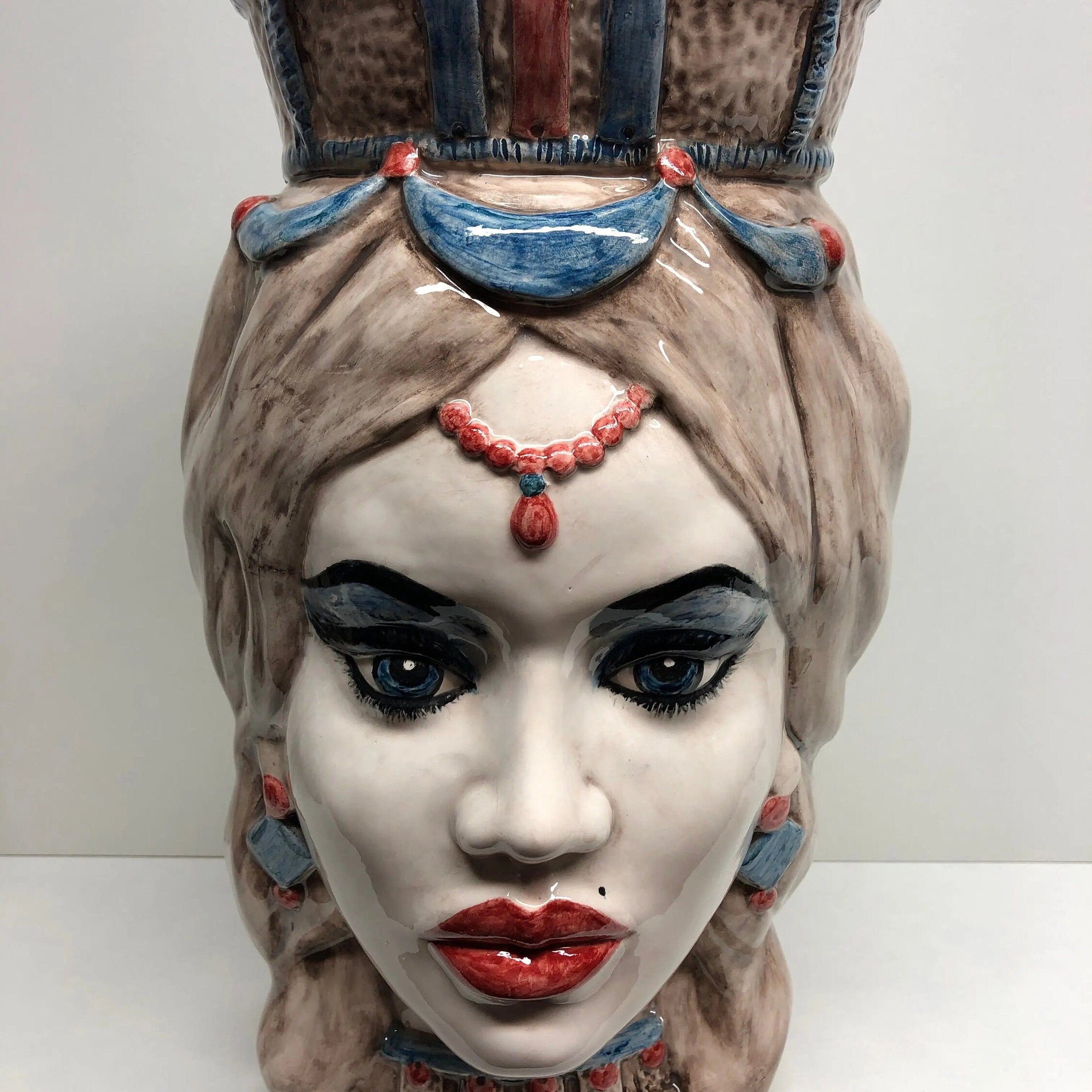 Teste di Moro Corona Retta Ceramica Caltagirone cm H.38 L.24 Artigianale dettagli Blu Antico DD CERAMICHE SICILIANE