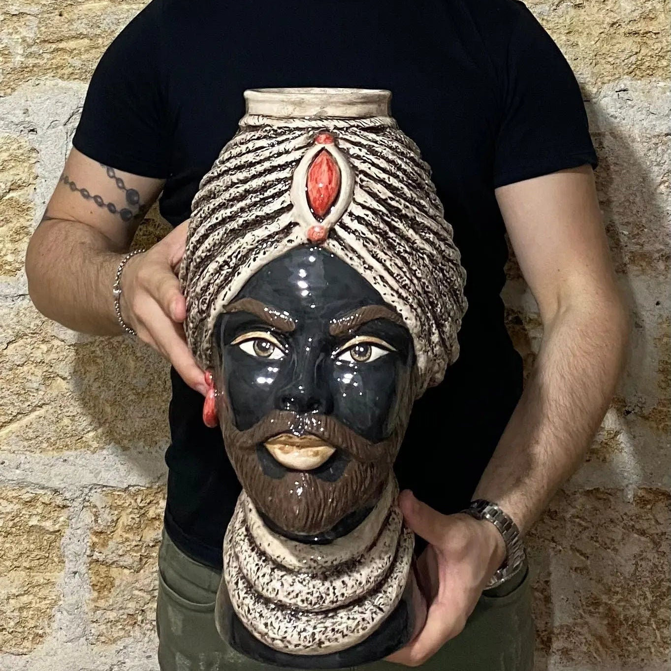 Teste di Moro Demetra Ceramica Caltagirone cm H.40 L.22 Artigianale Écru Rosso DD CERAMICHE SICILIANE