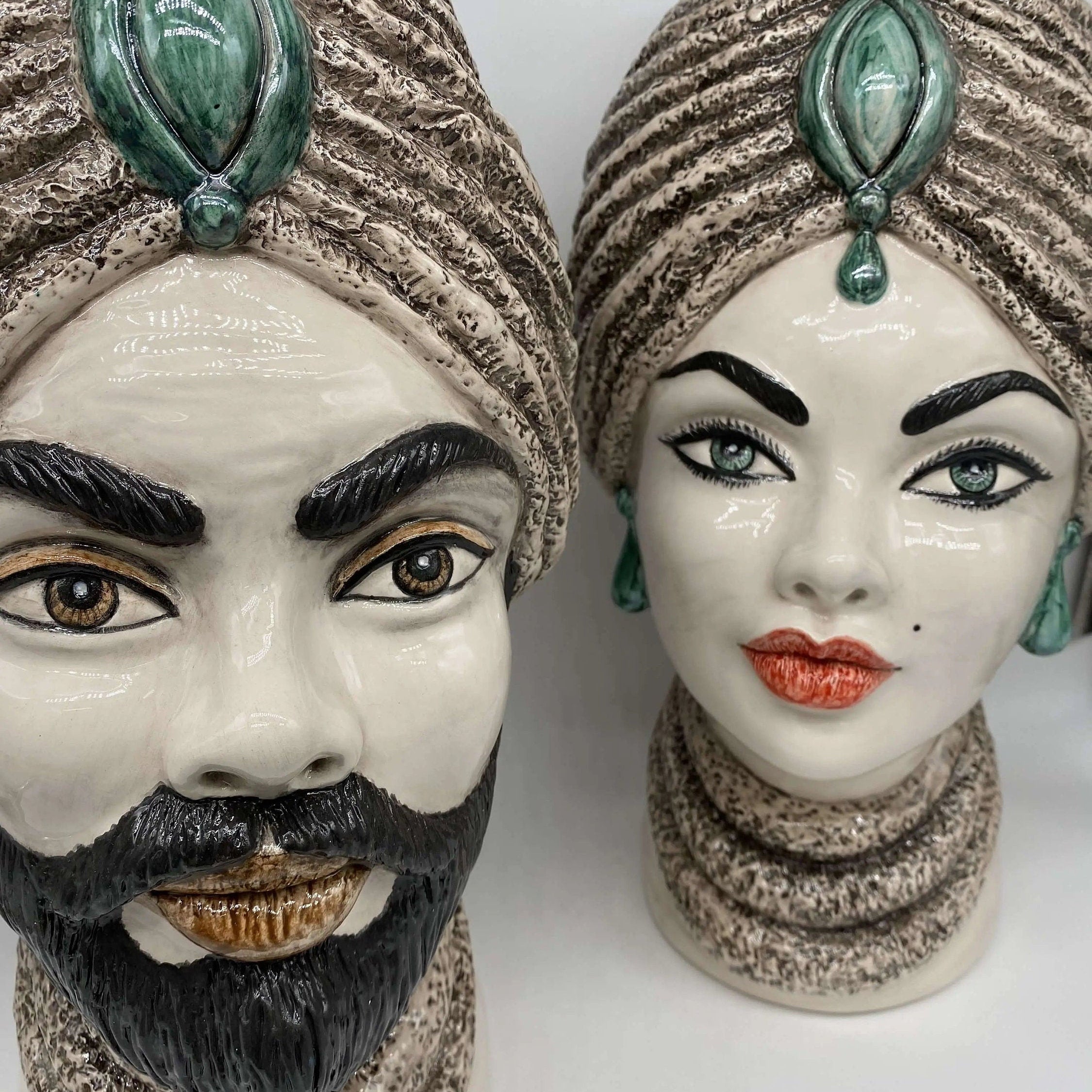 Teste di Moro Demetra Ceramica Caltagirone cm H.40 L.22 Artigianale Écru Verde Acqua DD CERAMICHE SICILIANE