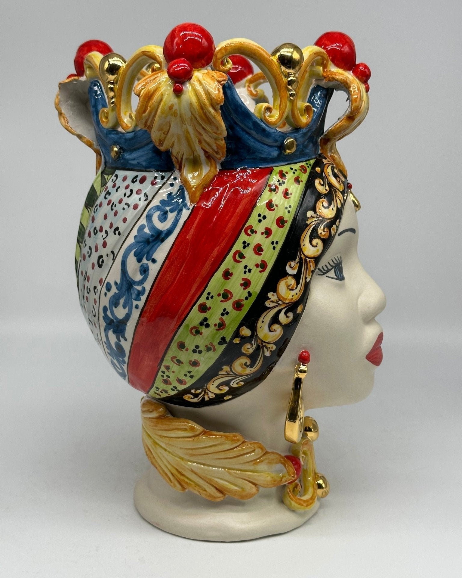 Teste di Moro Diana “Carretto” Ceramica Caltagirone cm H.30 L.20 Artigianale Écru Oro Sfere Rosso - DD CERAMICHE SICILIANE
