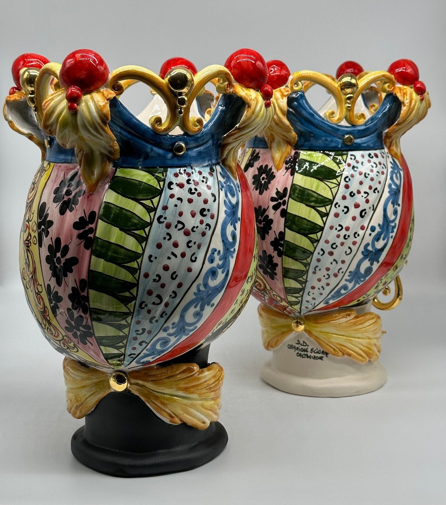 Teste di Moro Diana “Carretto” Ceramica Caltagirone cm H.30 L.20 Artigianale Écru Oro Sfere Rosso - DD CERAMICHE SICILIANE