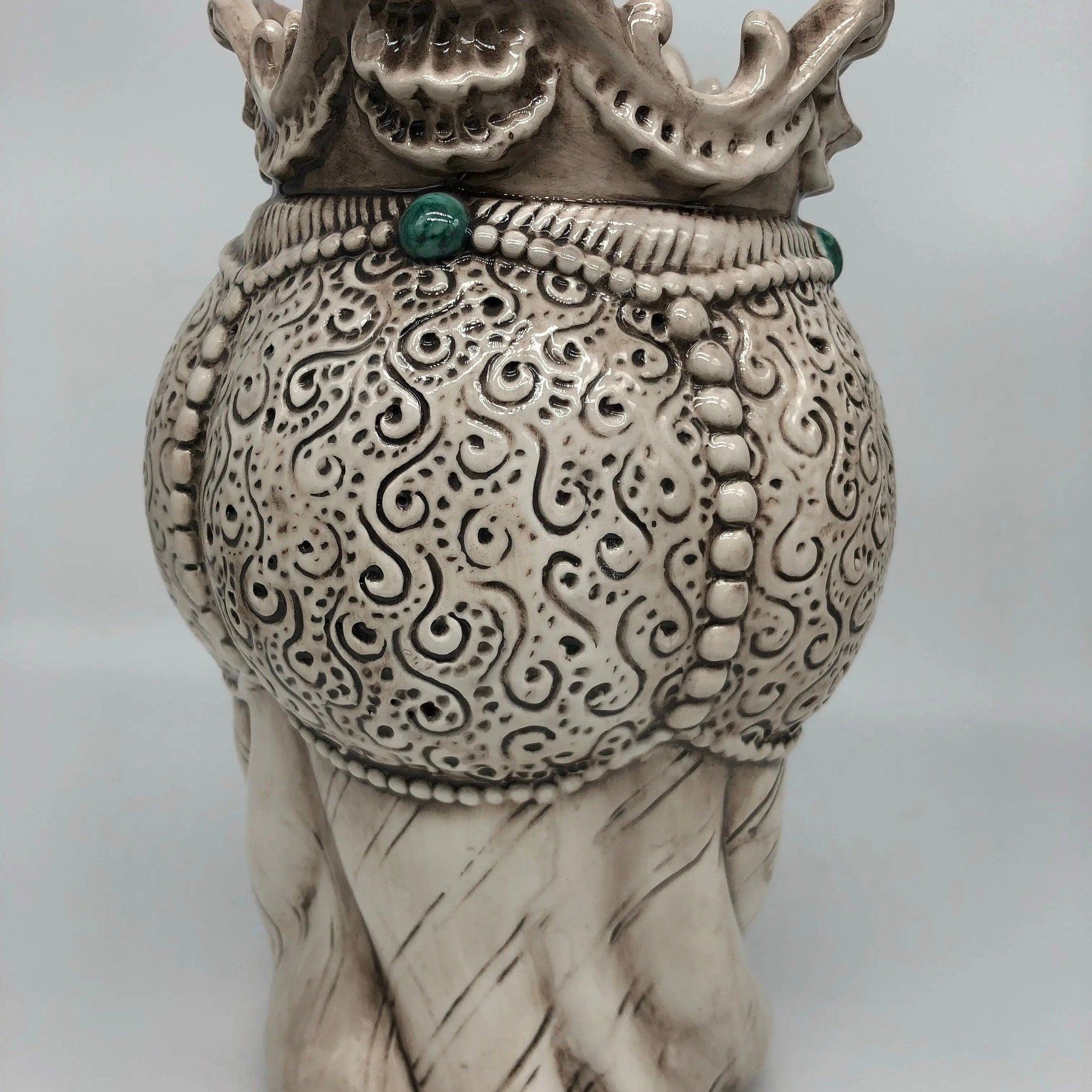 Teste di Moro Emiro Ceramica Caltagirone cm H.30 L.18 Artigianale Écru Sfere Verde DD CERAMICHE SICILIANE