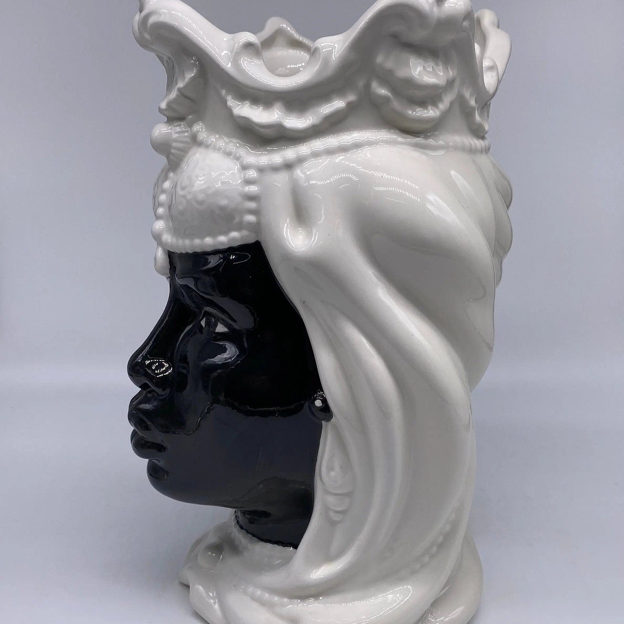 Teste di Moro Emiro Ceramica Caltagirone cm H.30 L.18 Artigianale Bianco Nero DD CERAMICHE SICILIANE