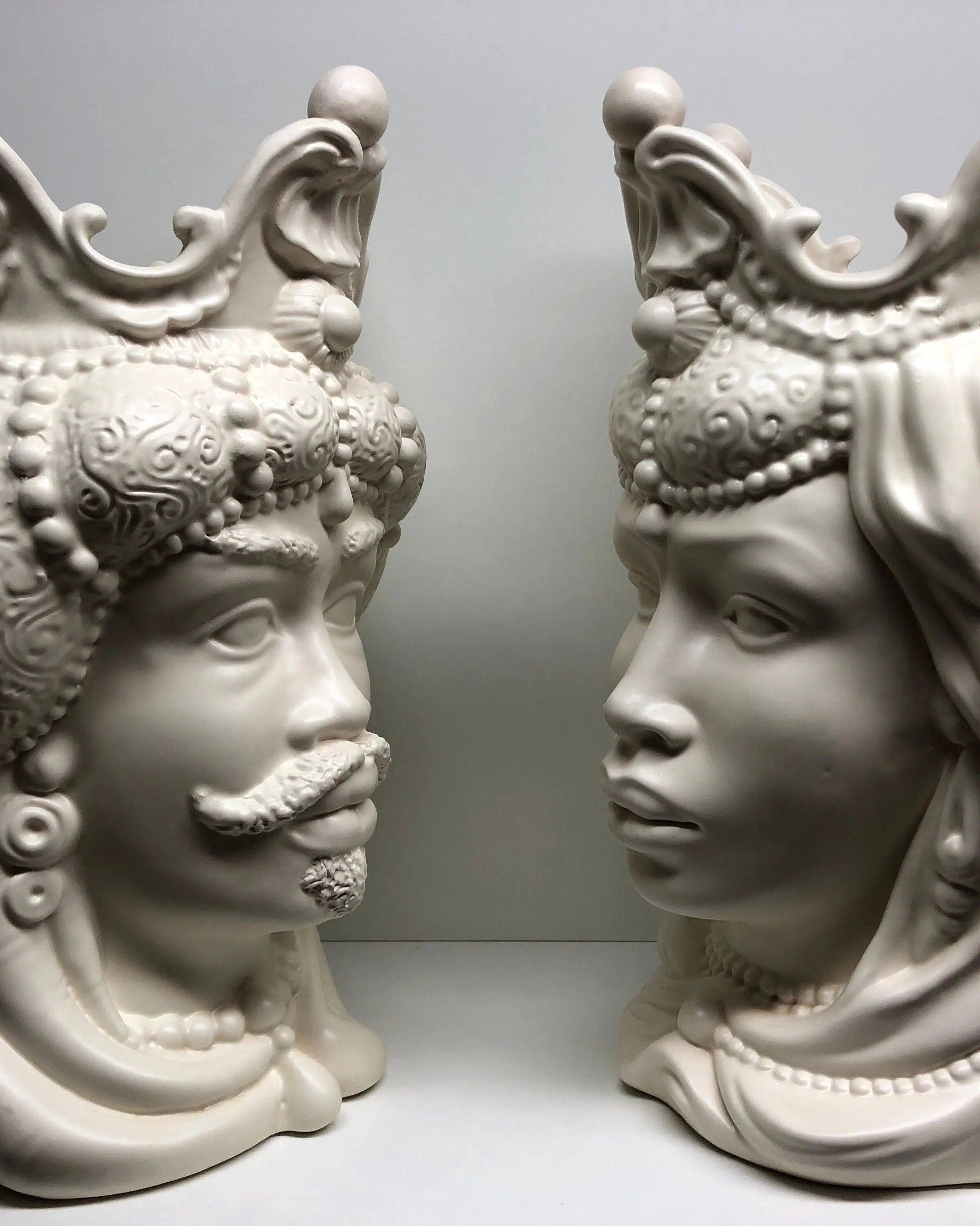 Teste di Moro Emiro Ceramica Caltagirone cm H.45 L.29 Artigianale Bianco Opaco DD CERAMICHE SICILIANE