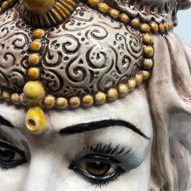 Teste di Moro Emiro Ceramica Caltagirone cm H.45 L.29 Artigianale Écru Sfere Giallo DD CERAMICHE SICILIANE