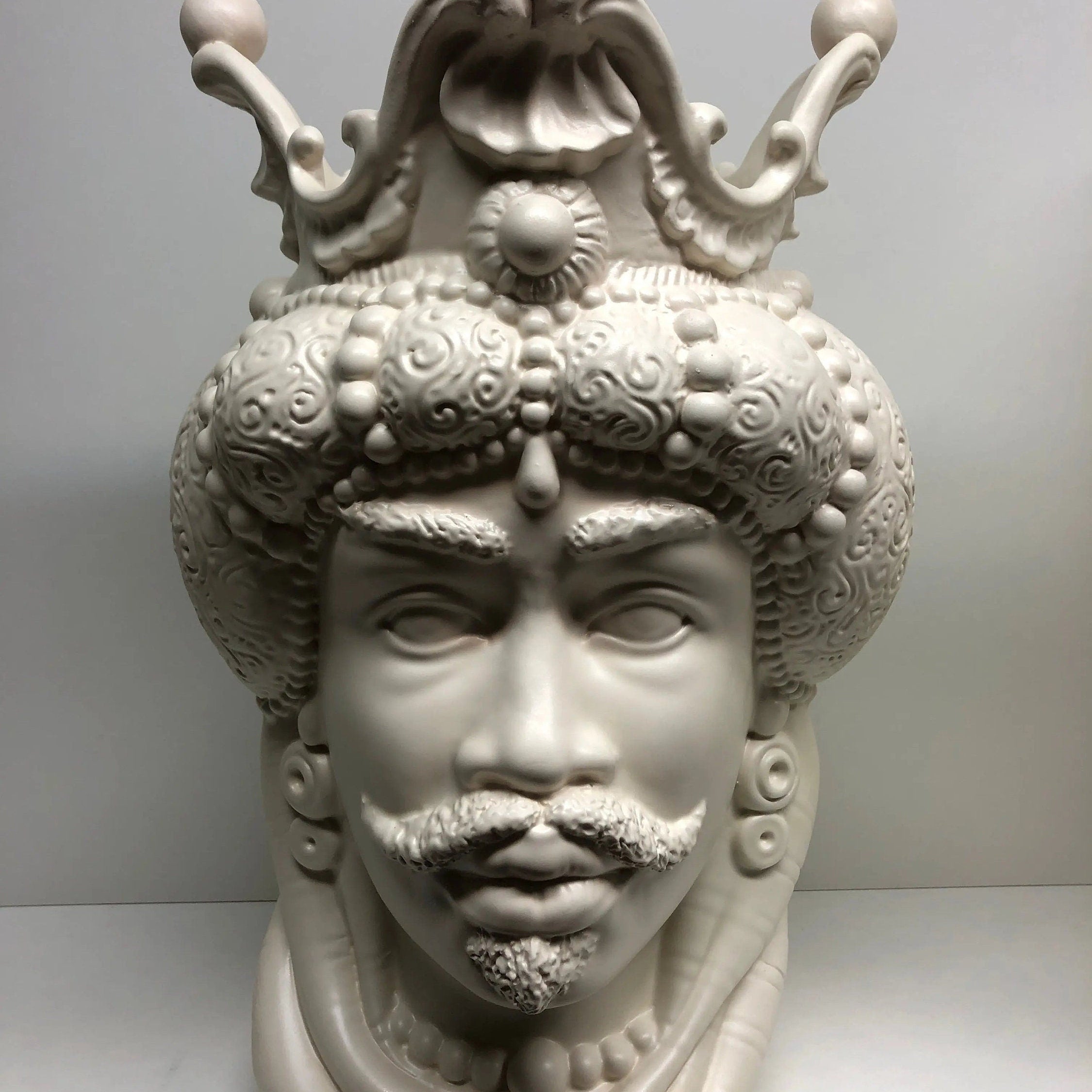 Teste di Moro Emiro Ceramica Caltagirone cm H.45 L.29 Artigianale Bianco Opaco DD CERAMICHE SICILIANE
