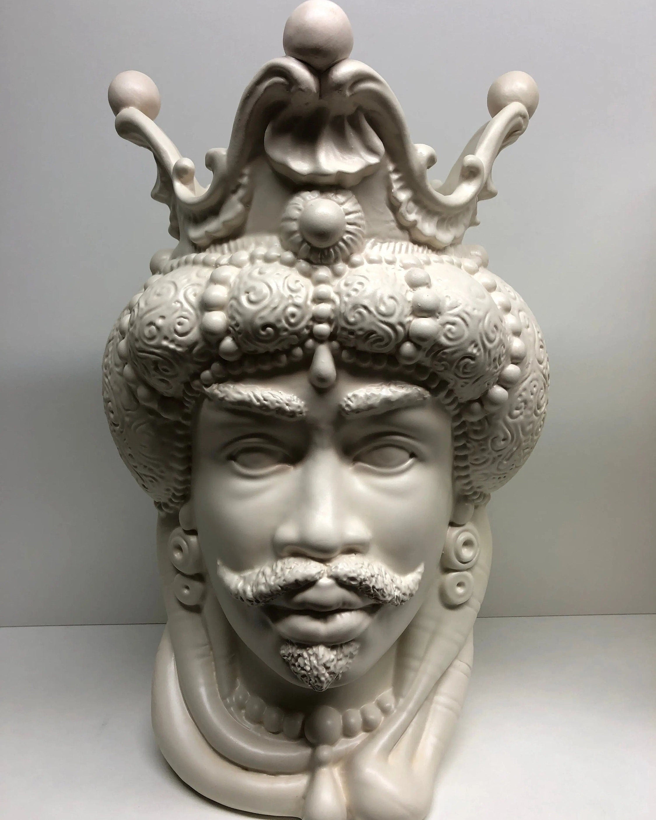 Teste di Moro Emiro Ceramica Caltagirone cm H.45 L.29 Artigianale Bianco Opaco DD CERAMICHE SICILIANE