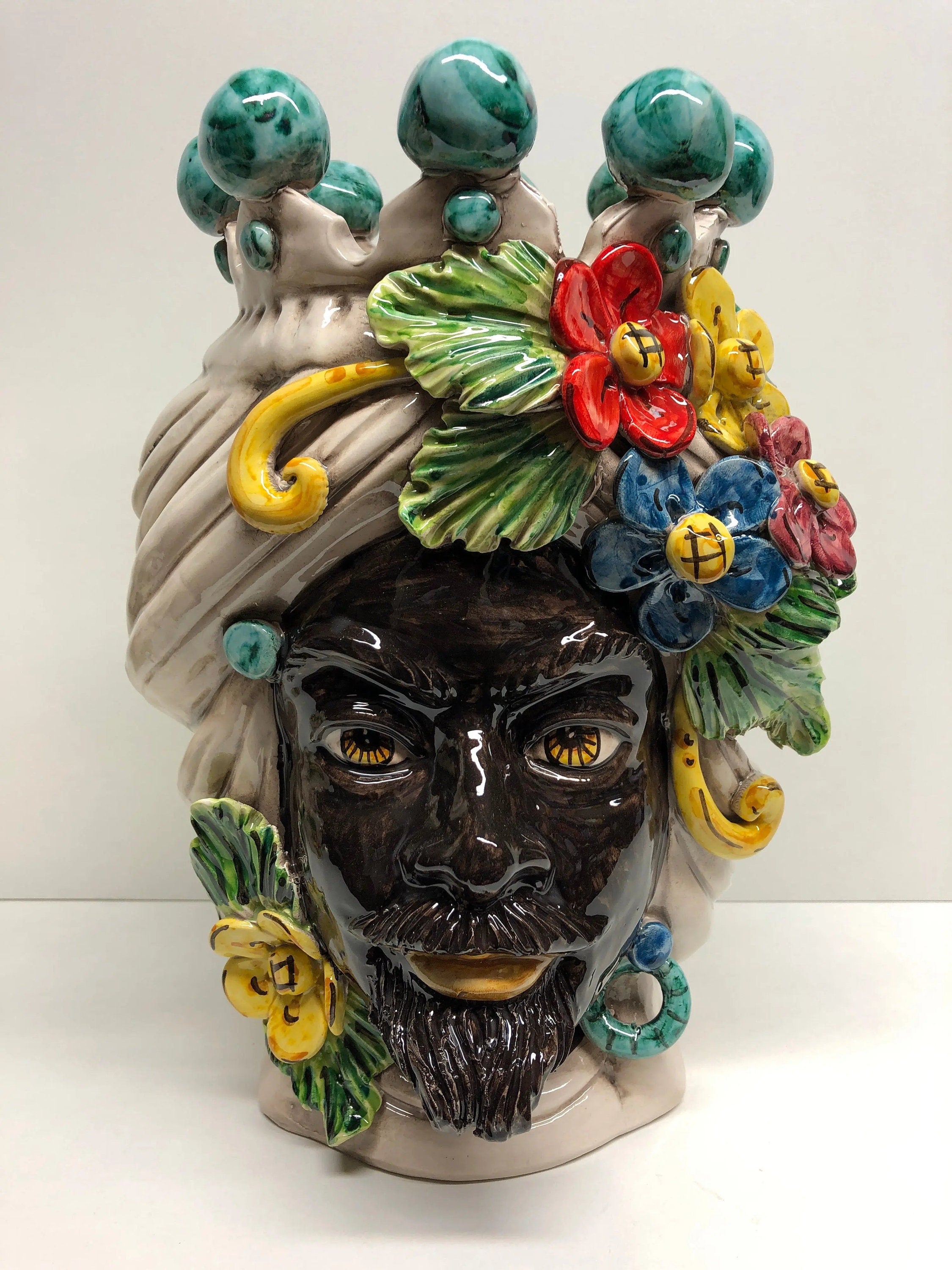 Teste di Moro Fiori Ceramica Caltagirone cm H.30 L.21 Artigianale Corona con Sfere Verde DD CERAMICHE SICILIANE