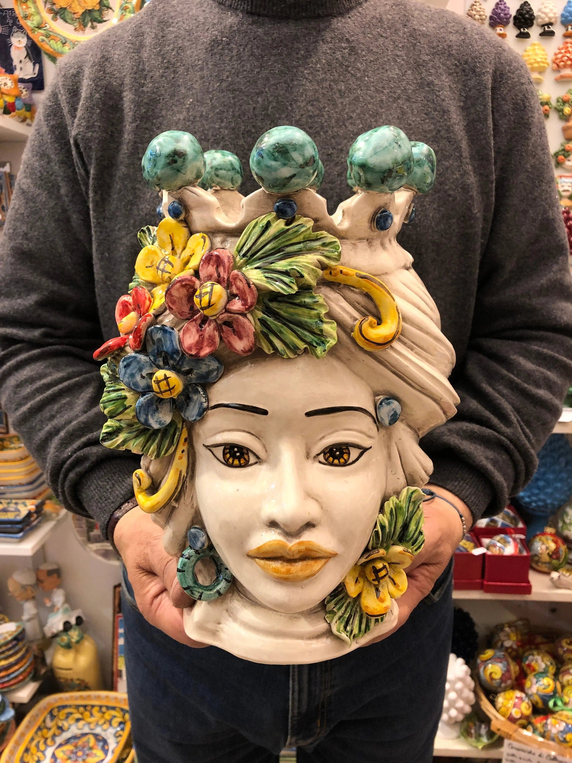 Teste di Moro Fiori Ceramica Caltagirone cm H.30 L.21 Artigianale Corona con Sfere Verde DD CERAMICHE SICILIANE