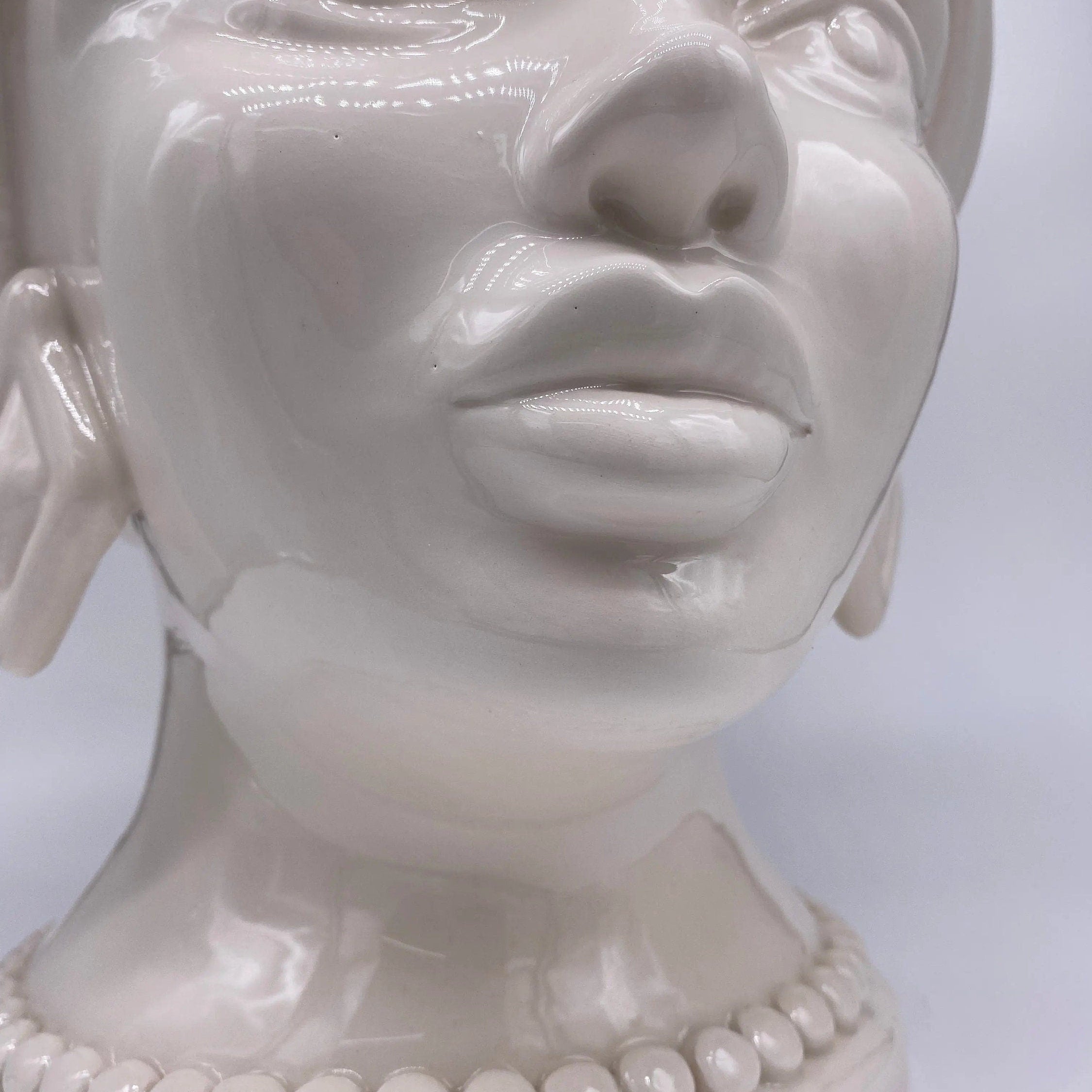 Teste di Moro Iris Ceramica Caltagirone cm H.40 L.23 Artigianale Bianco DD CERAMICHE SICILIANE