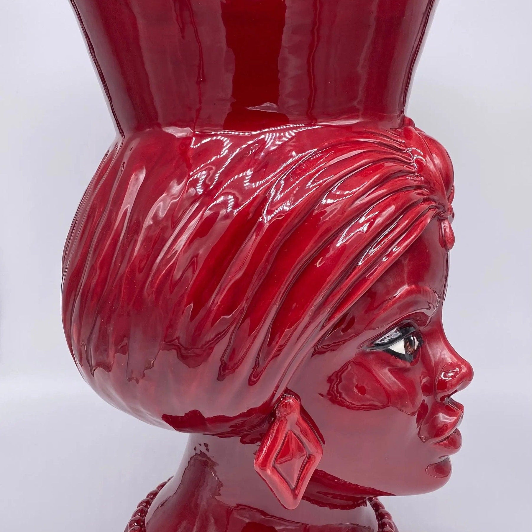 Teste di Moro Iris Ceramica Caltagirone cm H.40 L.23 Artigianale Bordeaux DD CERAMICHE SICILIANE