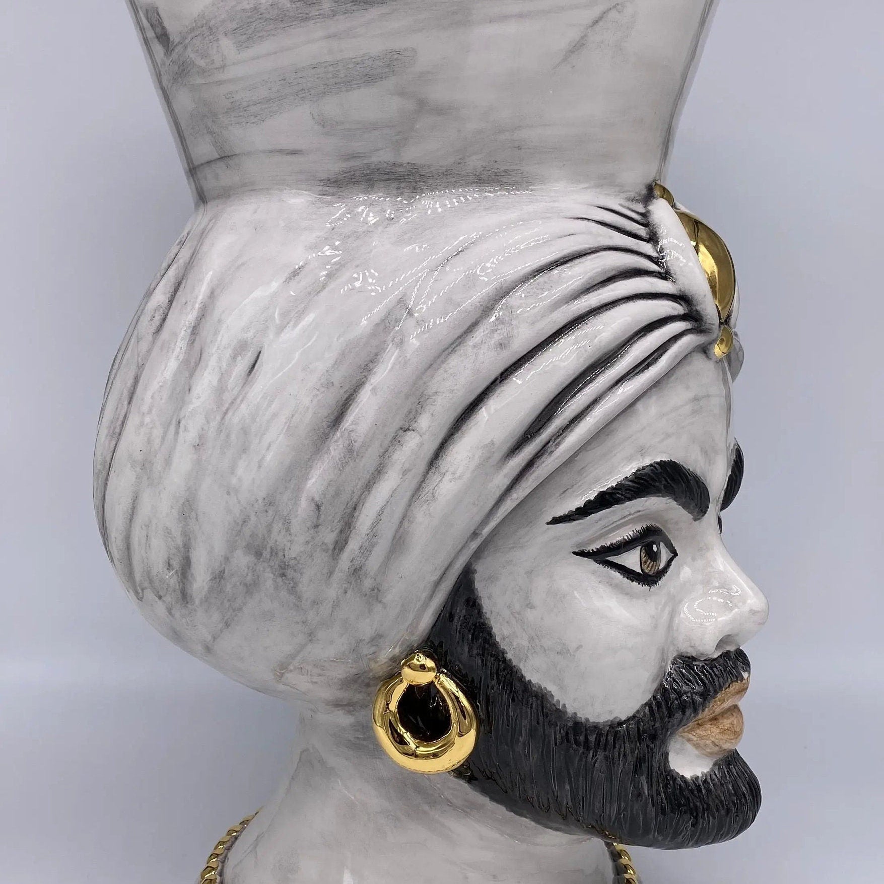 Teste di Moro Iris Ceramica Caltagirone cm H.40 L.23 Artigianale Ghiaccio Oro Zecchino DD CERAMICHE SICILIANE