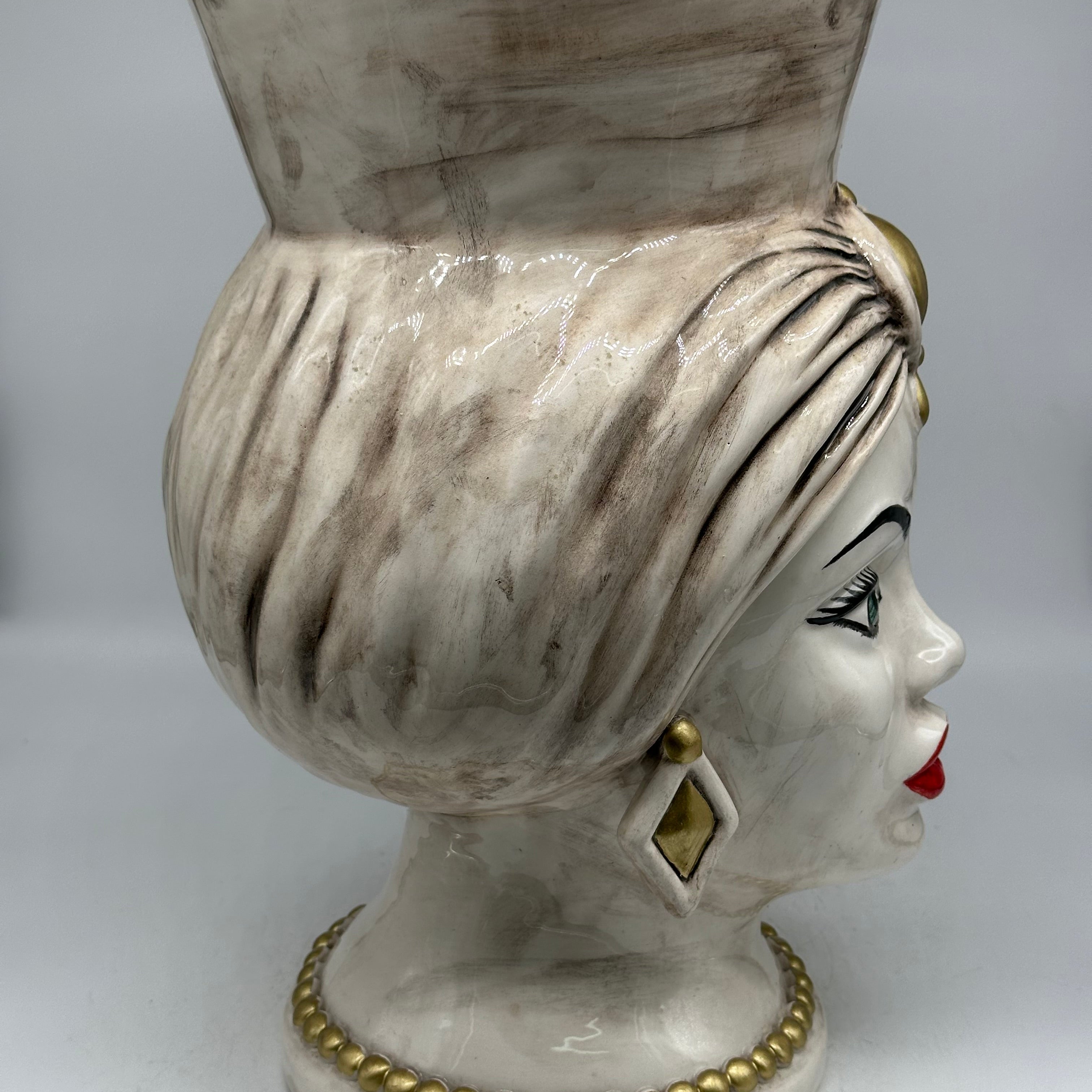 Teste di Moro Iris Ceramica Caltagirone cm H.40 L.23 Artigianale Écru Marrone Oro - TESTE DI MORO