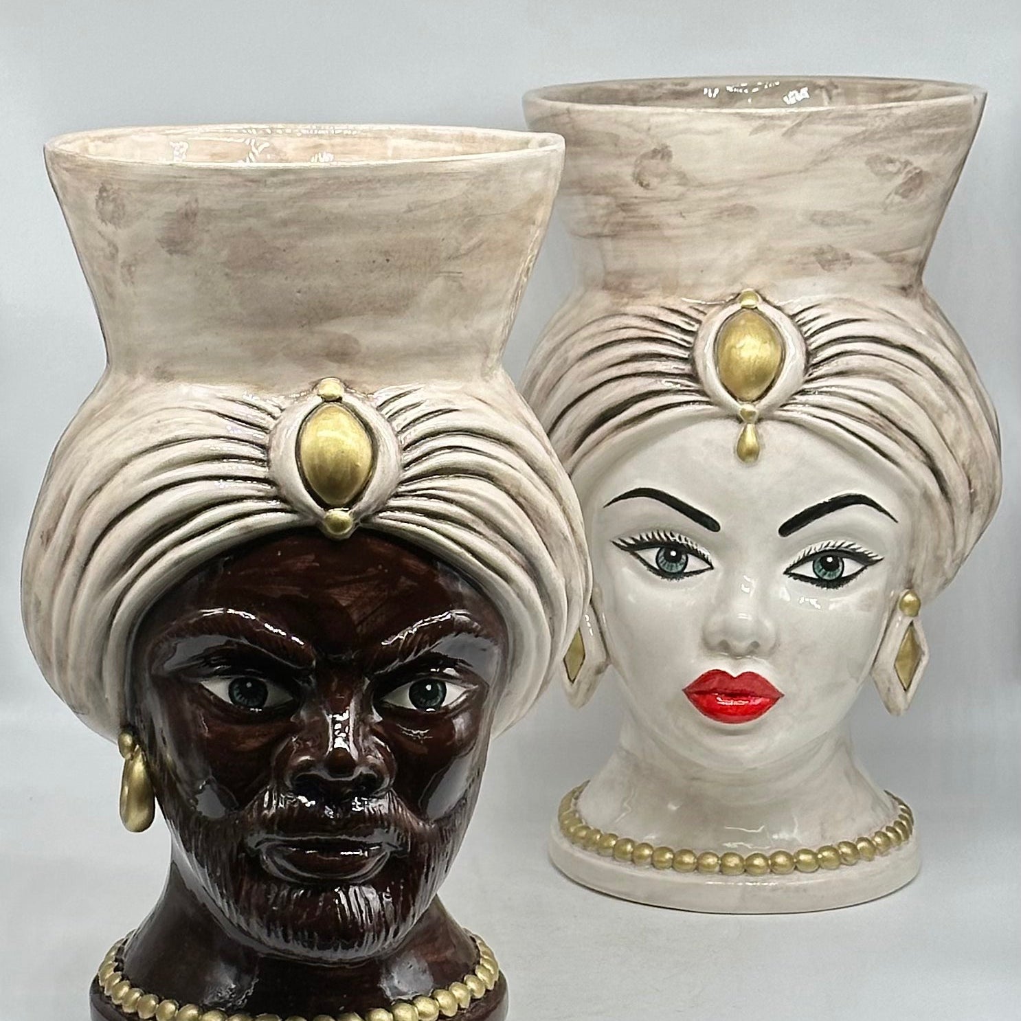 Teste di Moro Iris Ceramica Caltagirone cm H.40 L.23 Artigianale Écru Marrone Oro - TESTE DI MORO