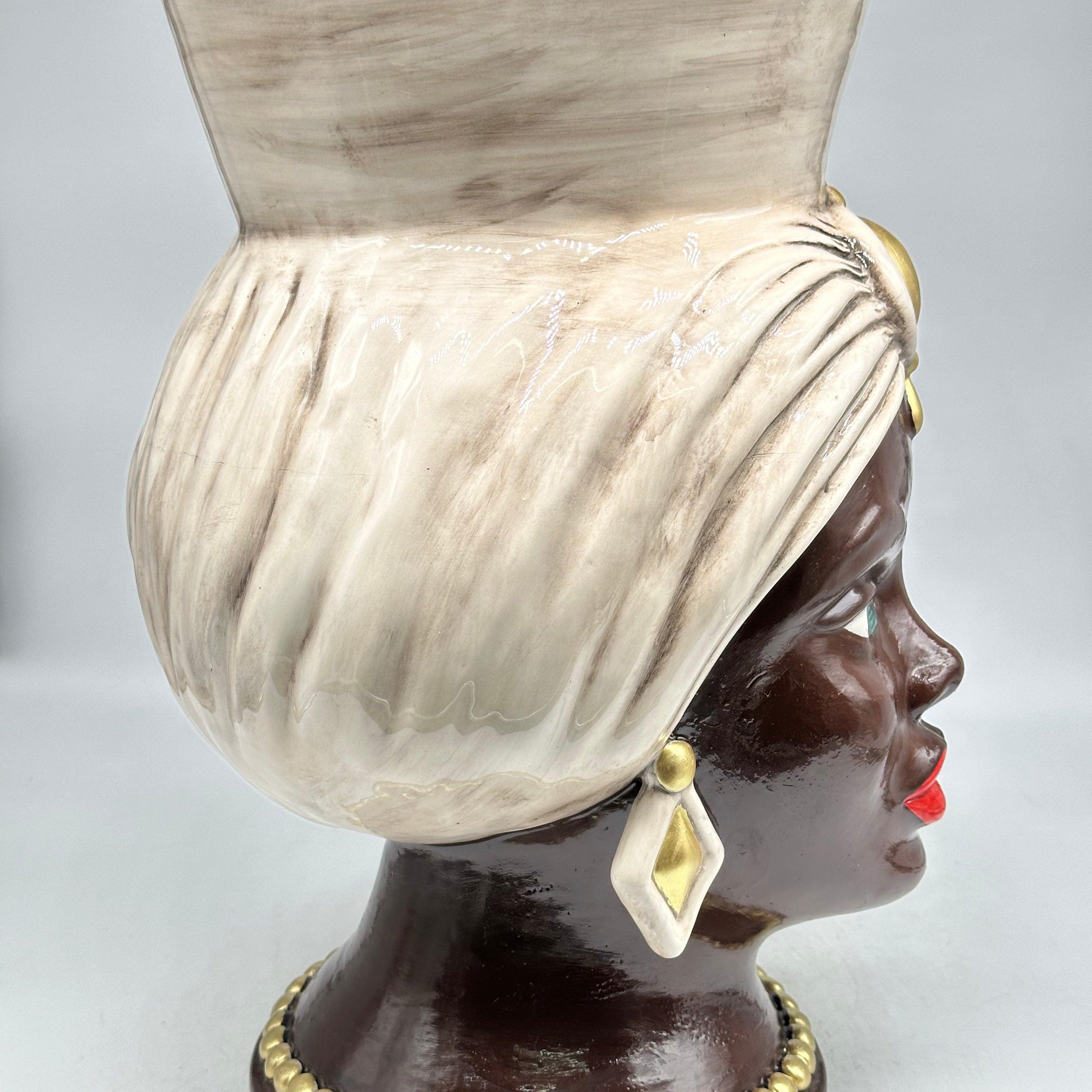 Teste di Moro Iris Ceramica Caltagirone cm H.40 L.23 Artigianale Écru Marrone Oro V.2 - TESTE DI MORO