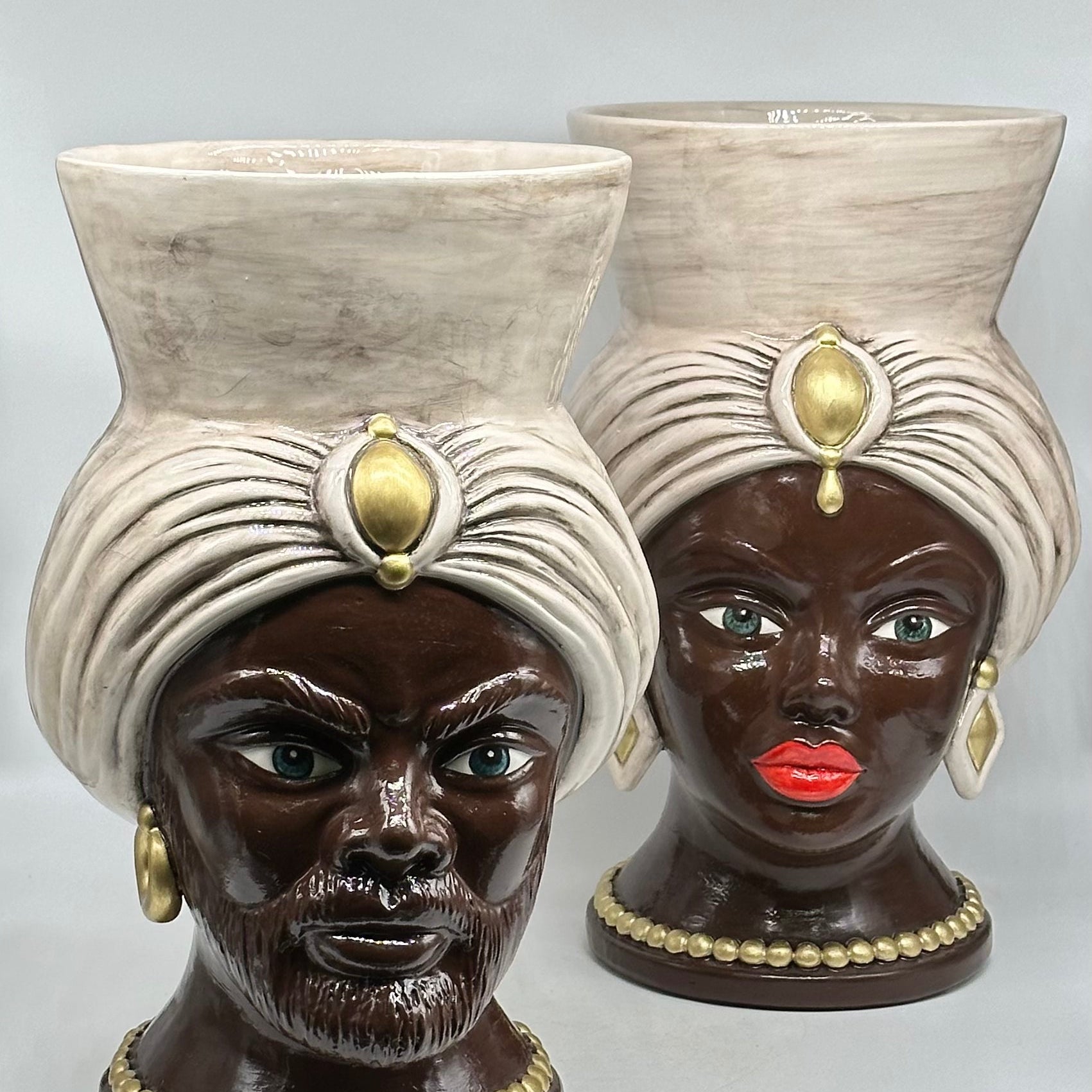 Teste di Moro Iris Ceramica Caltagirone cm H.40 L.23 Artigianale Écru Marrone Oro V.2 - TESTE DI MORO