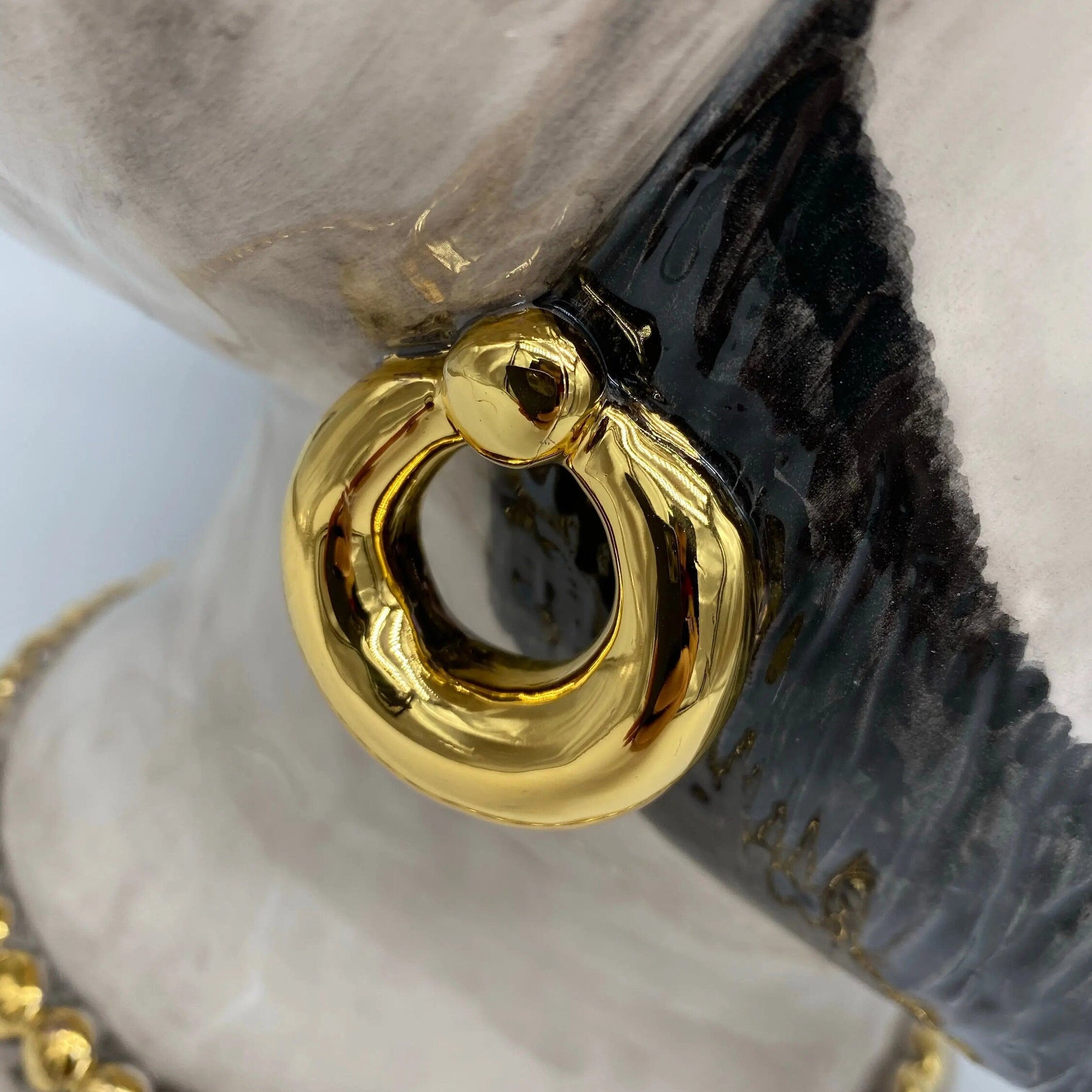 Teste di Moro Iris Ceramica Caltagirone cm H.40 L.23 Artigianale Écru Oro Zecchino DD CERAMICHE SICILIANE