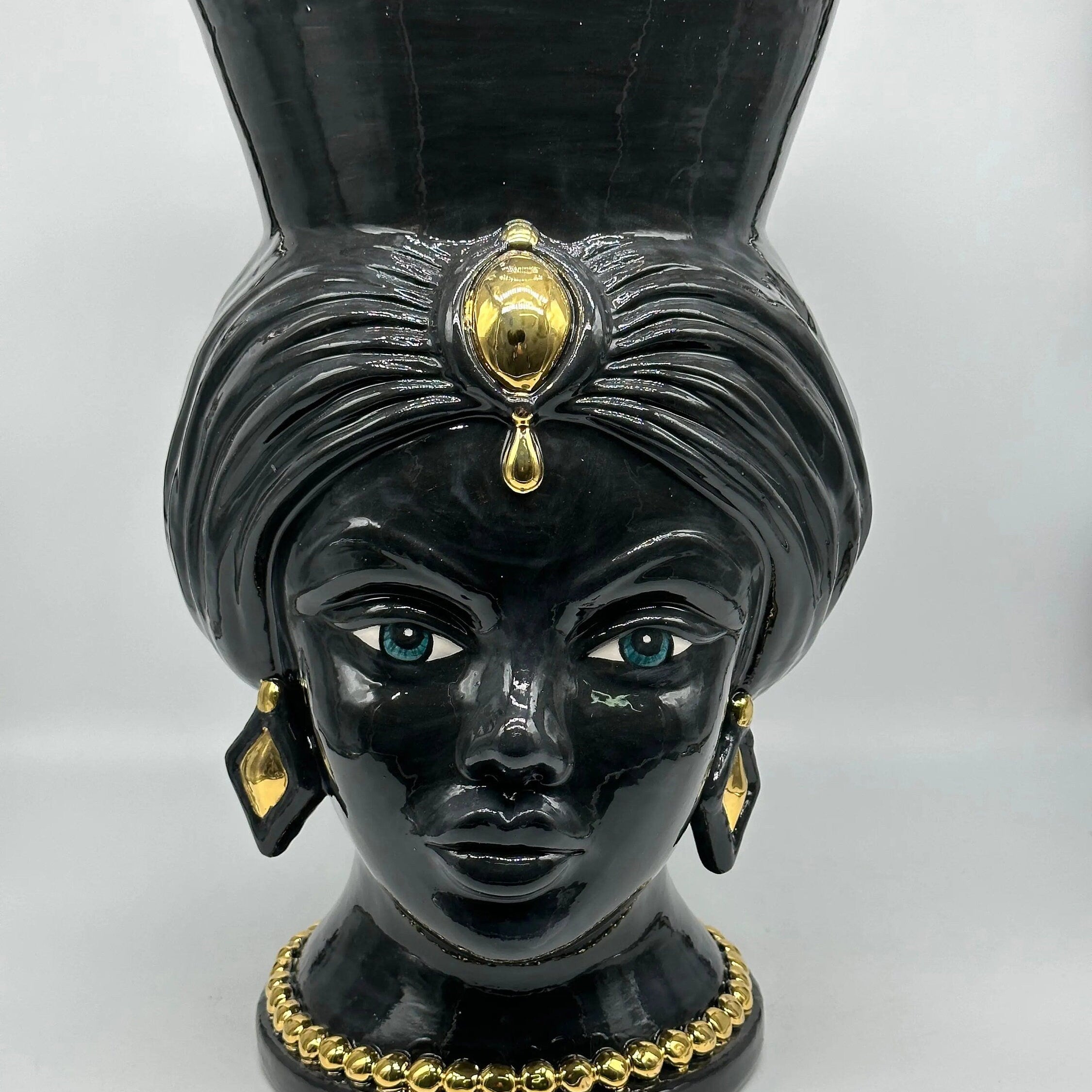 Teste di Moro Iris Ceramica Caltagirone cm H.40 L.23 Artigianale Nero Oro Zecchino DD CERAMICHE SICILIANE